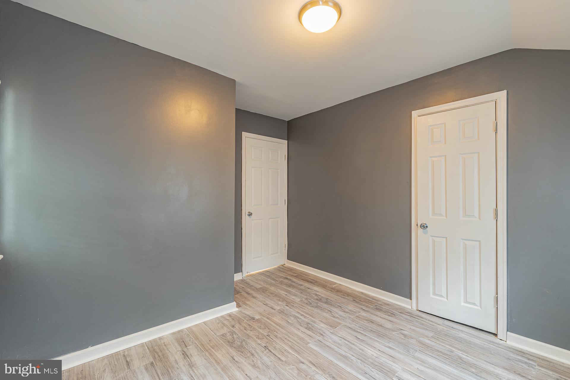 EAST COLUMBIA - Residential