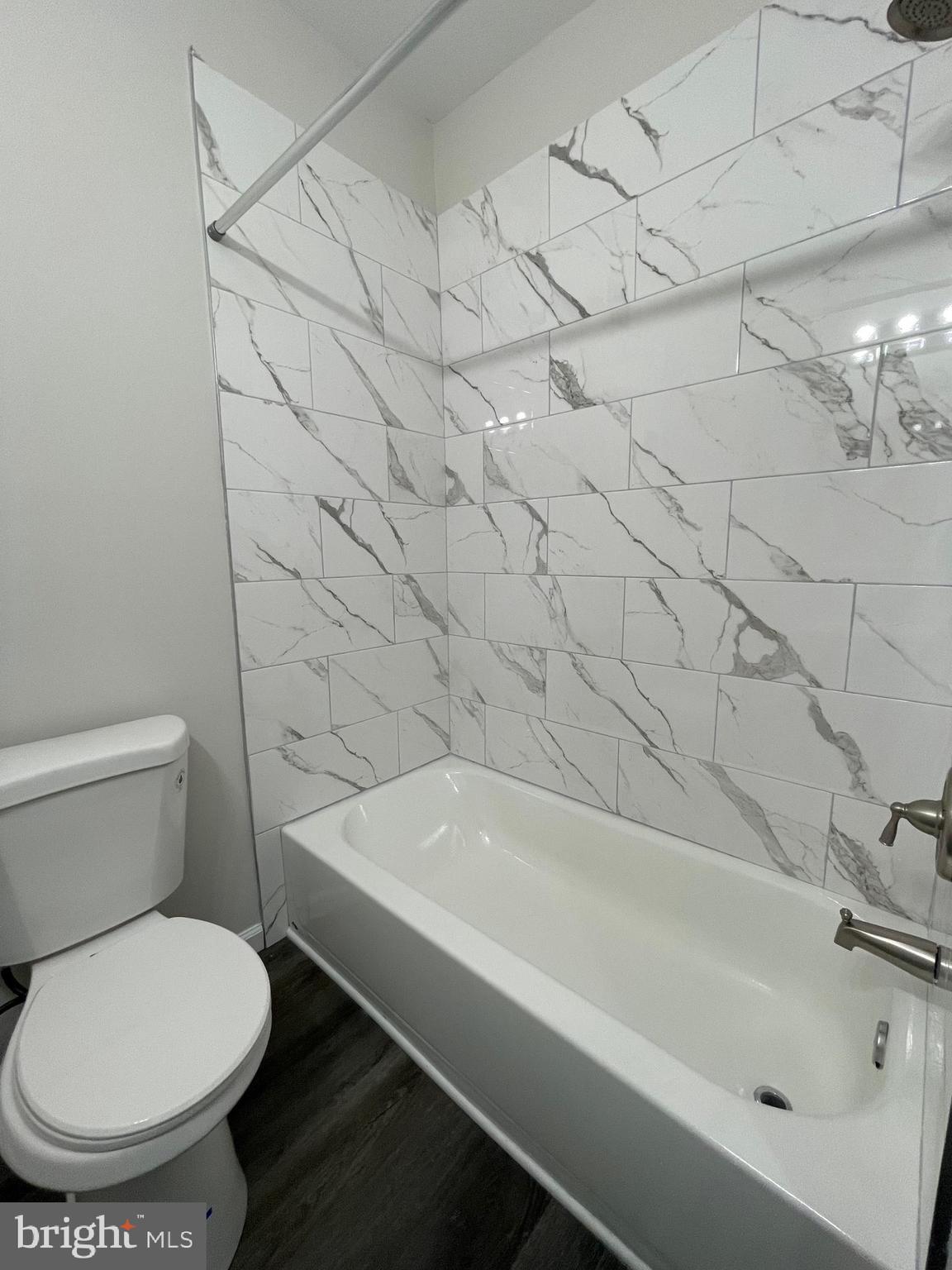 DARLEY PARK - Residential Lease