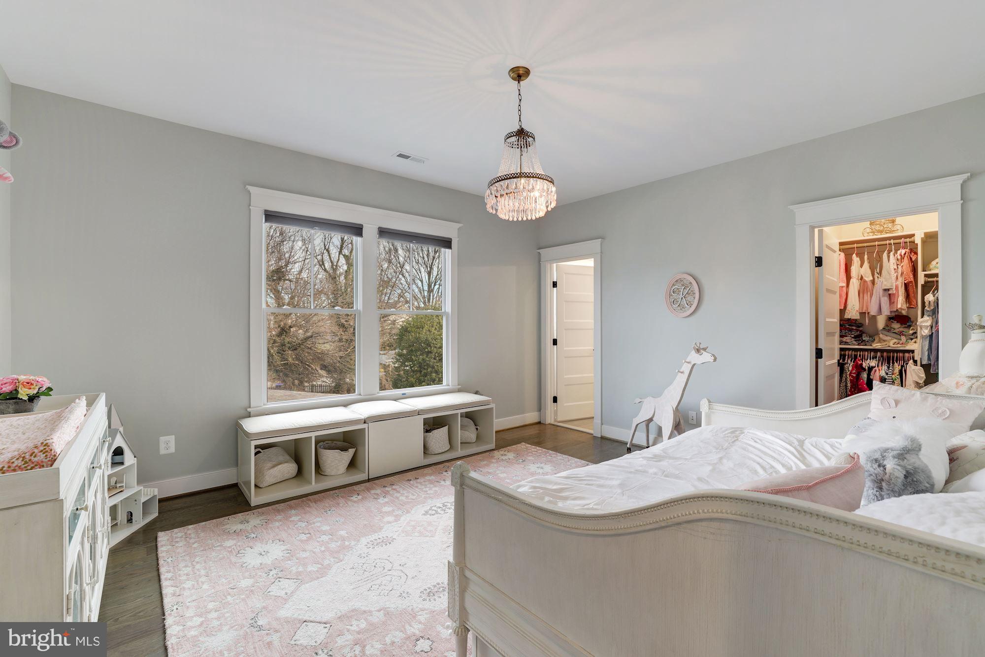 CHERRYDALE - Residential