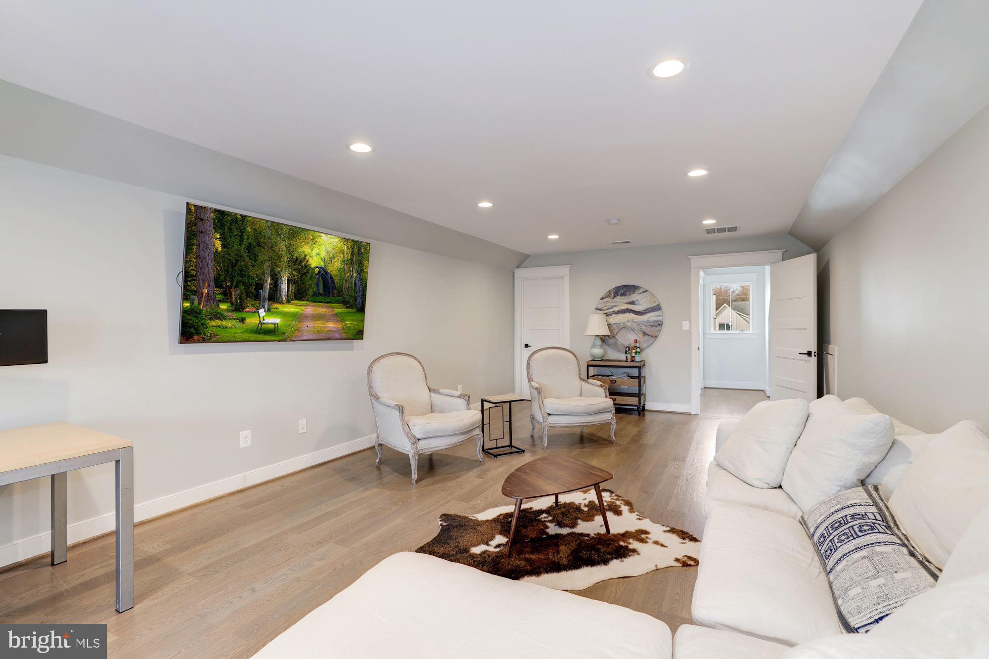 CHERRYDALE - Residential