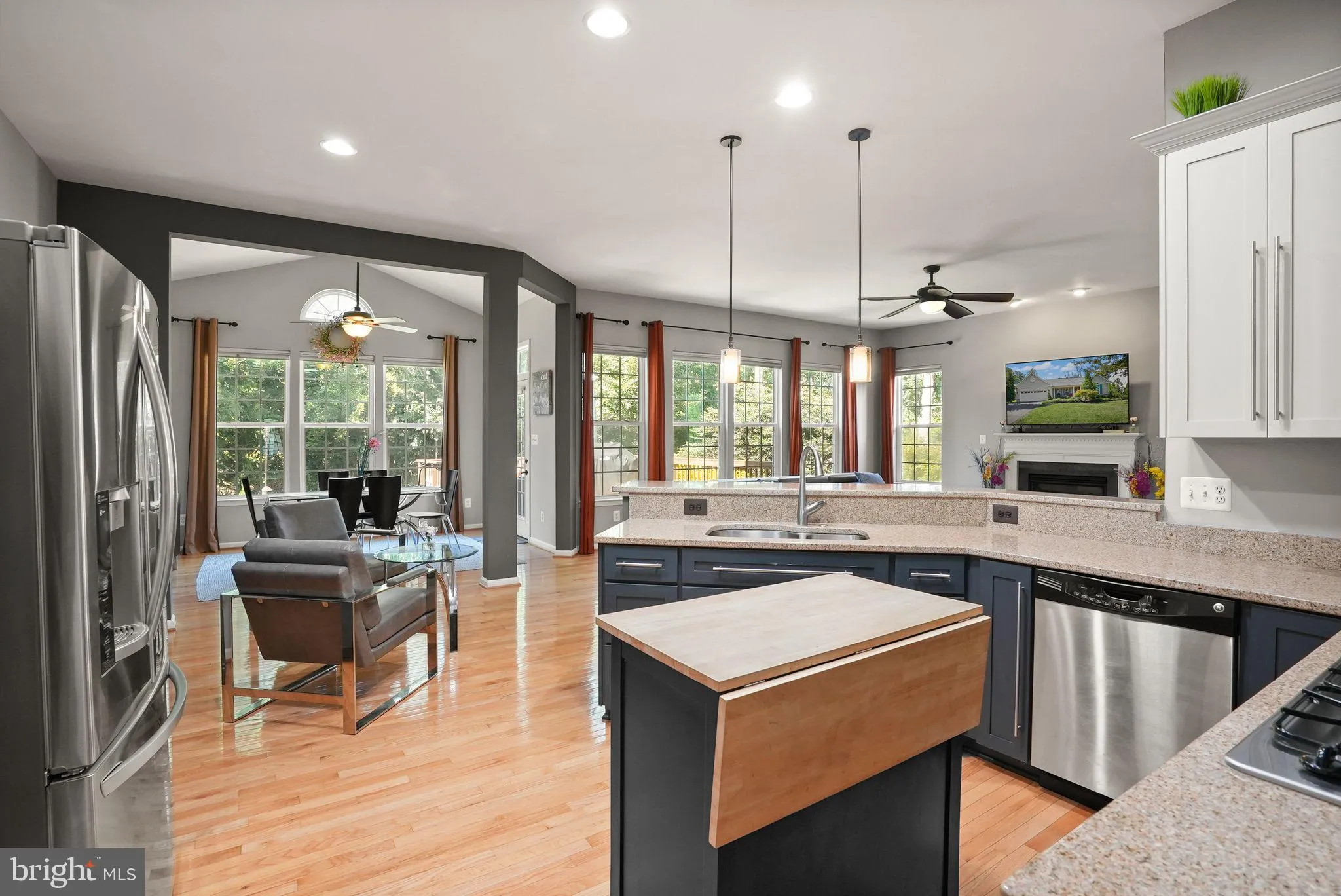 Warrenton, Virginia 20187, United States, 4 Bedrooms Bedrooms, ,3 BathroomsBathrooms,Residential,Active,201477