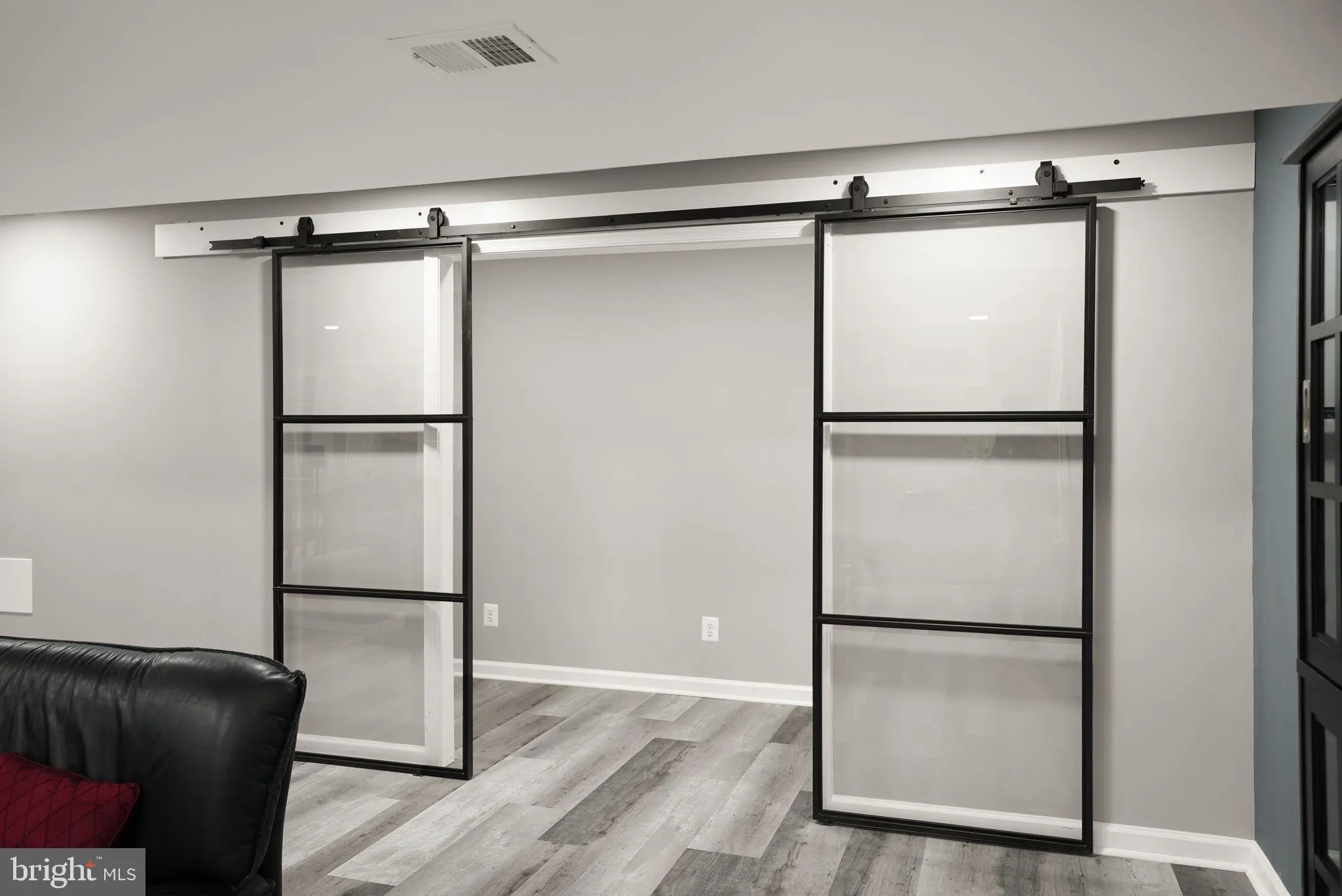 Warrenton, Virginia 20187, United States, 4 Bedrooms Bedrooms, ,3 BathroomsBathrooms,Residential,Active,201477