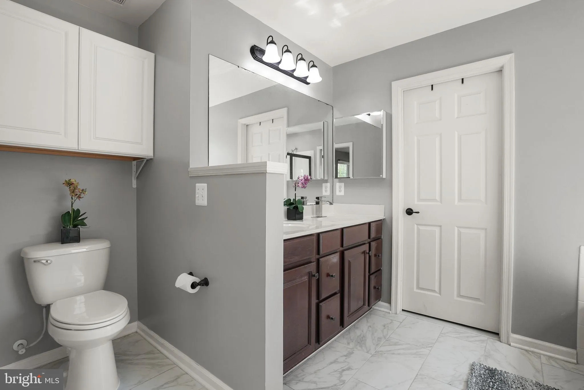 Warrenton, Virginia 20187, United States, 4 Bedrooms Bedrooms, ,3 BathroomsBathrooms,Residential,Active,201477