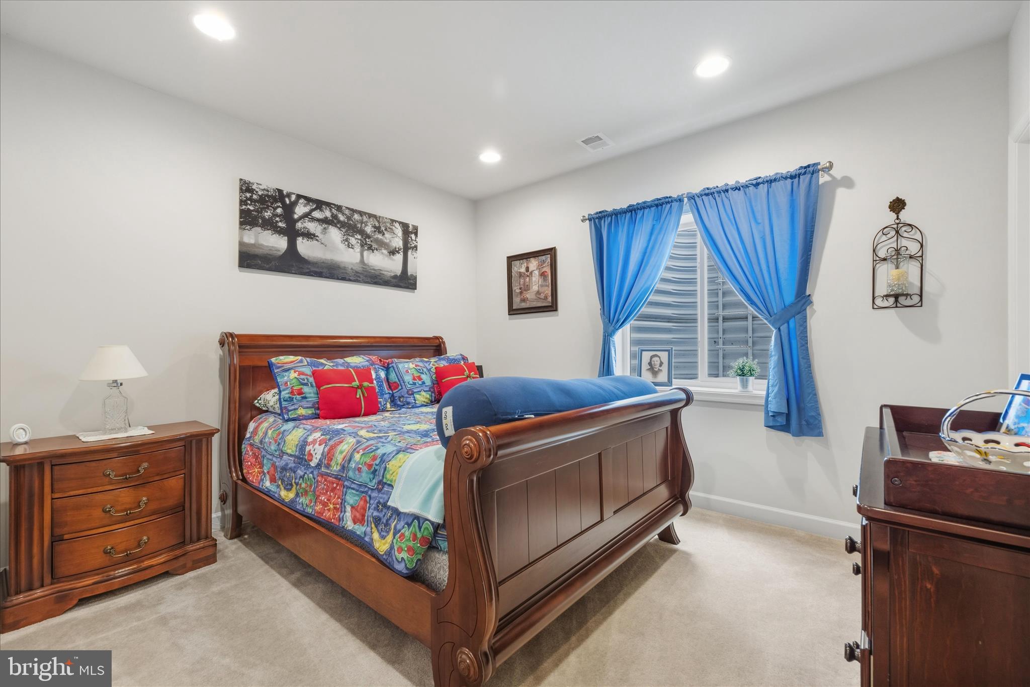 THE CASCADES AT TWO RIVERS - Residential