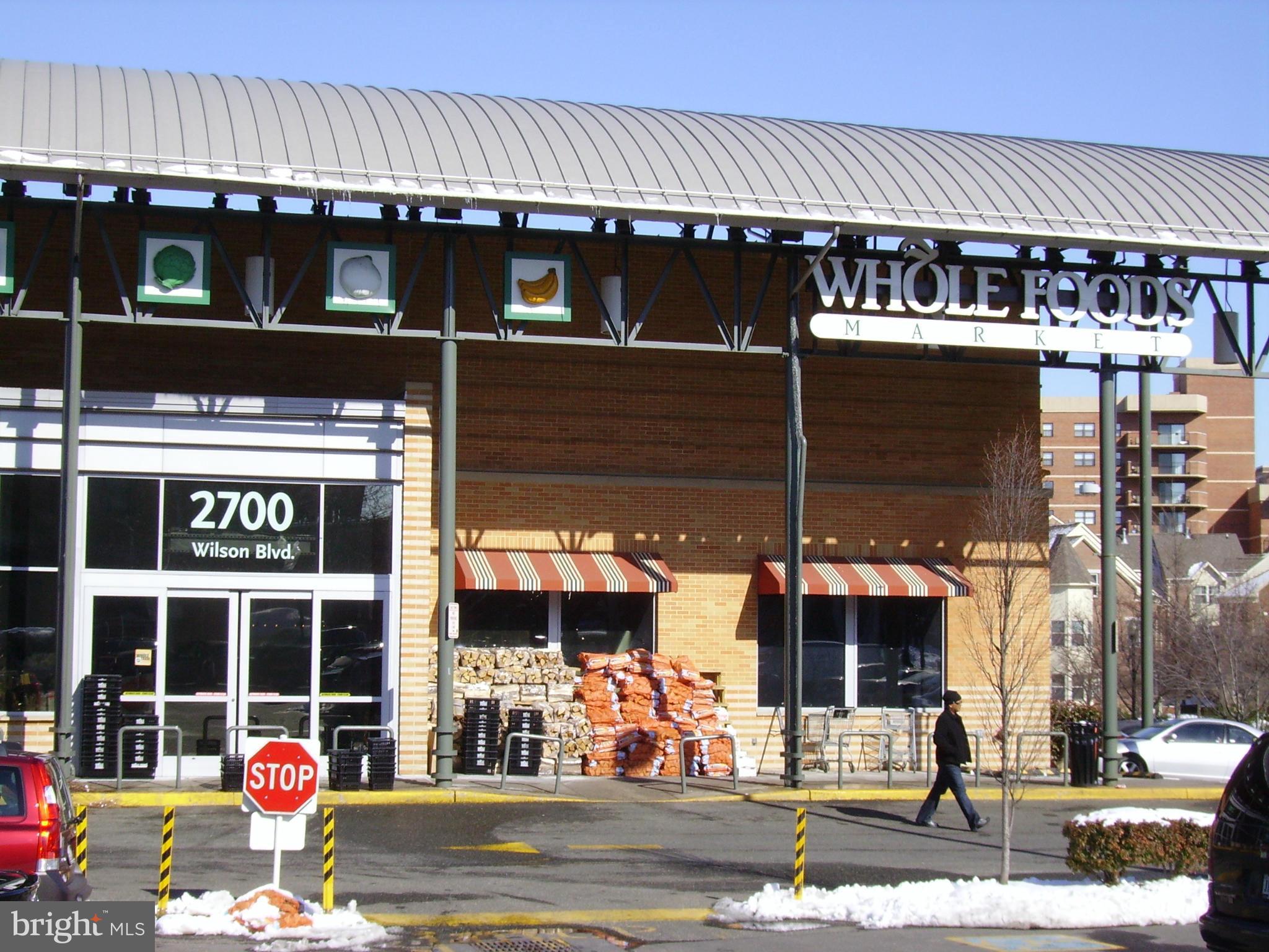 COLONIAL VILLAGE - Residential Lease