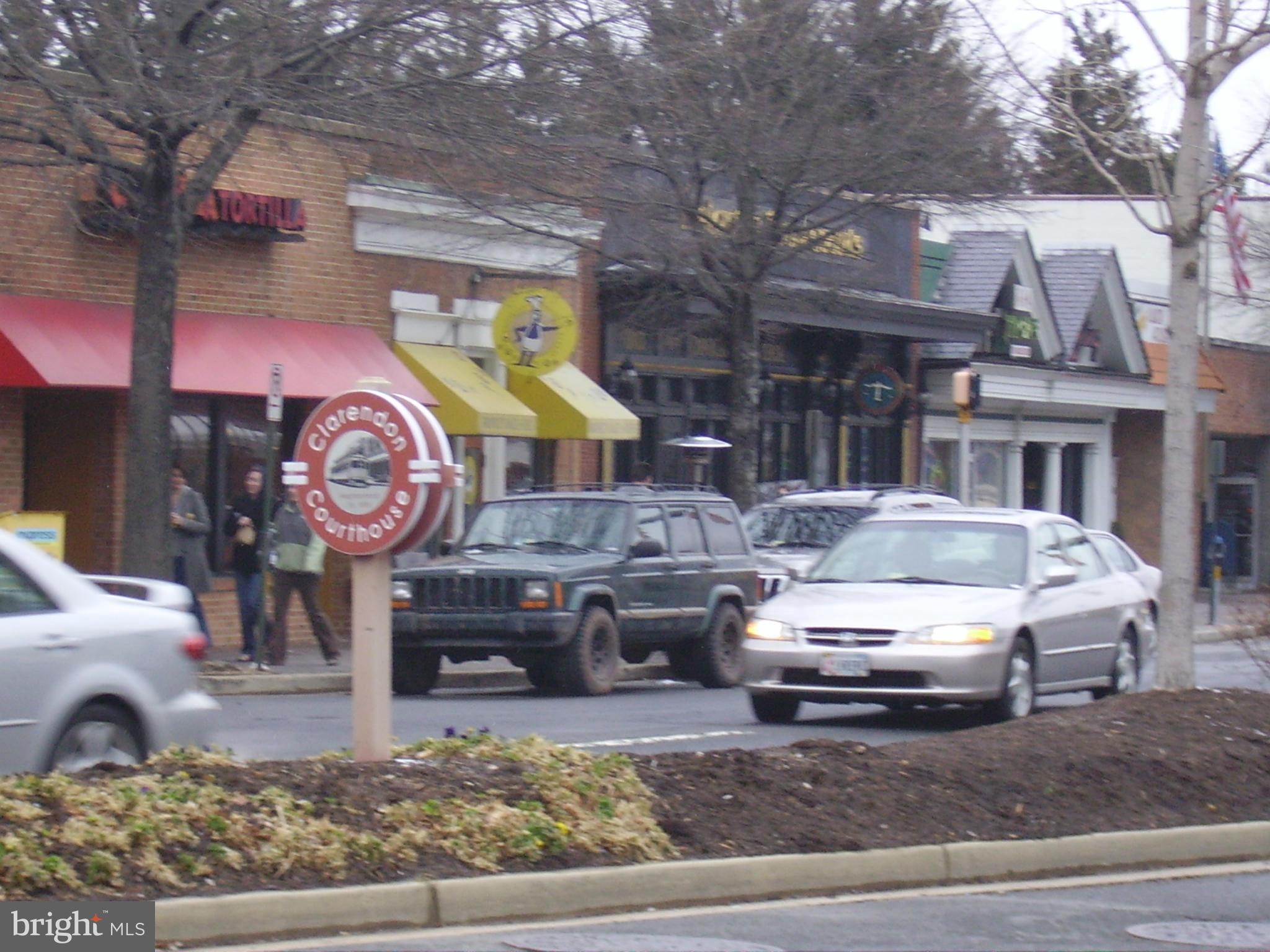 COLONIAL VILLAGE - Residential Lease