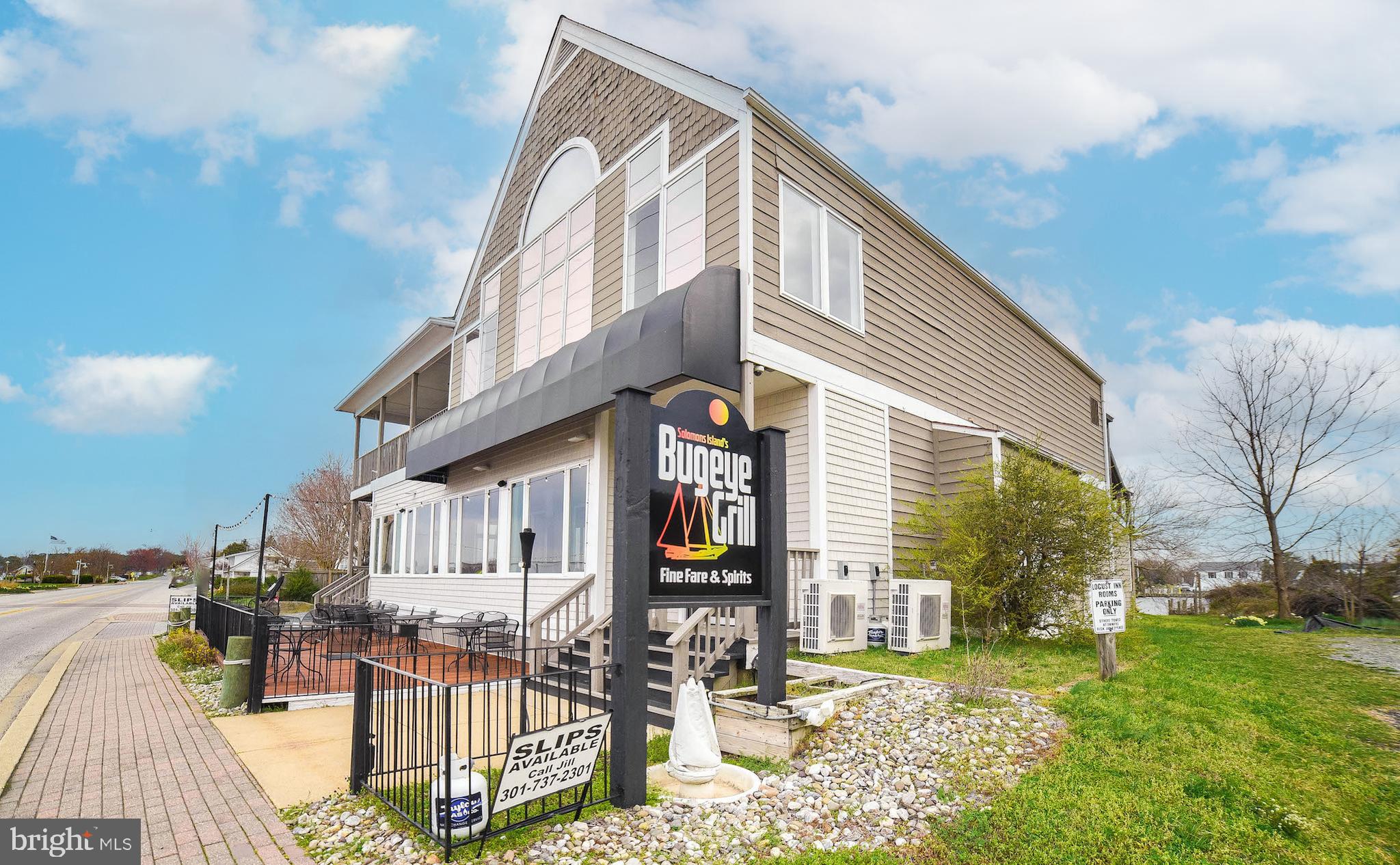 SOLOMONS LANDING - Residential