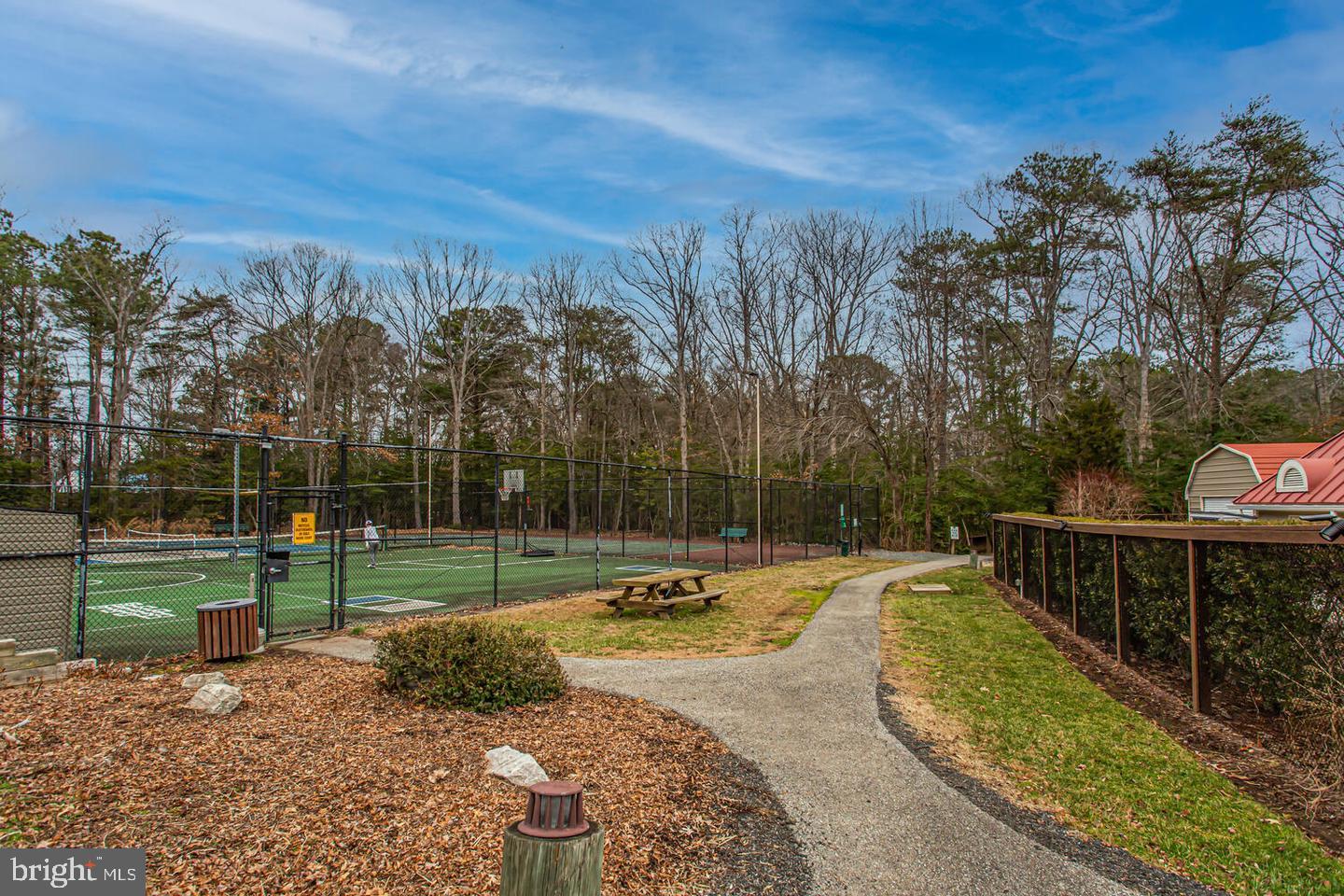 SOLOMONS LANDING - Residential