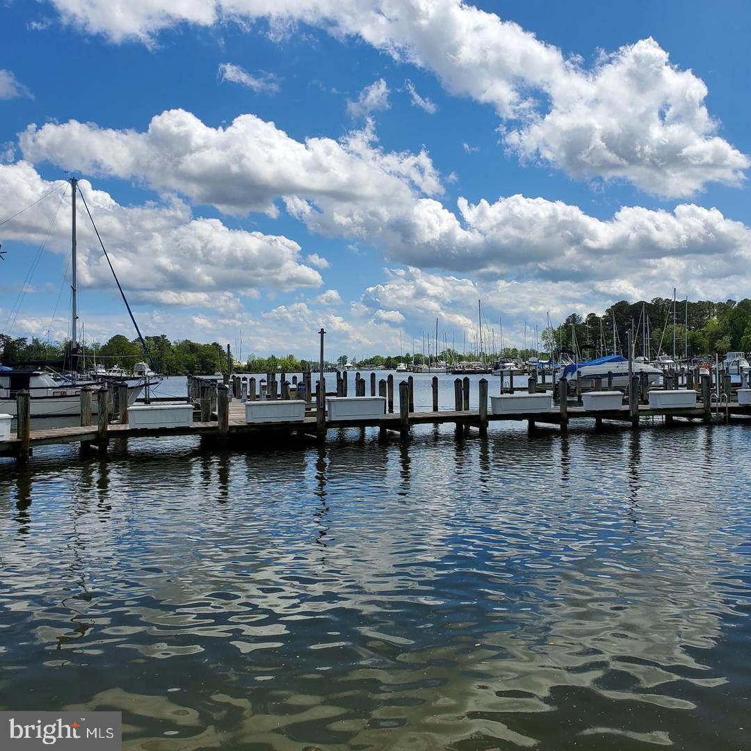 SOLOMONS LANDING - Residential