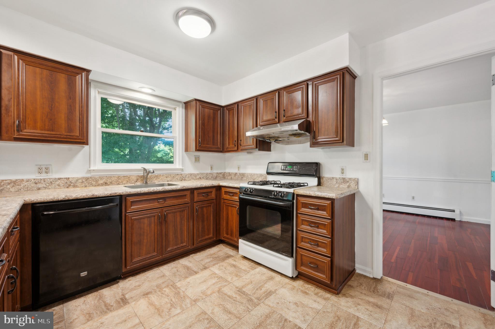 ALVERNO VALLEY FRM - Residential