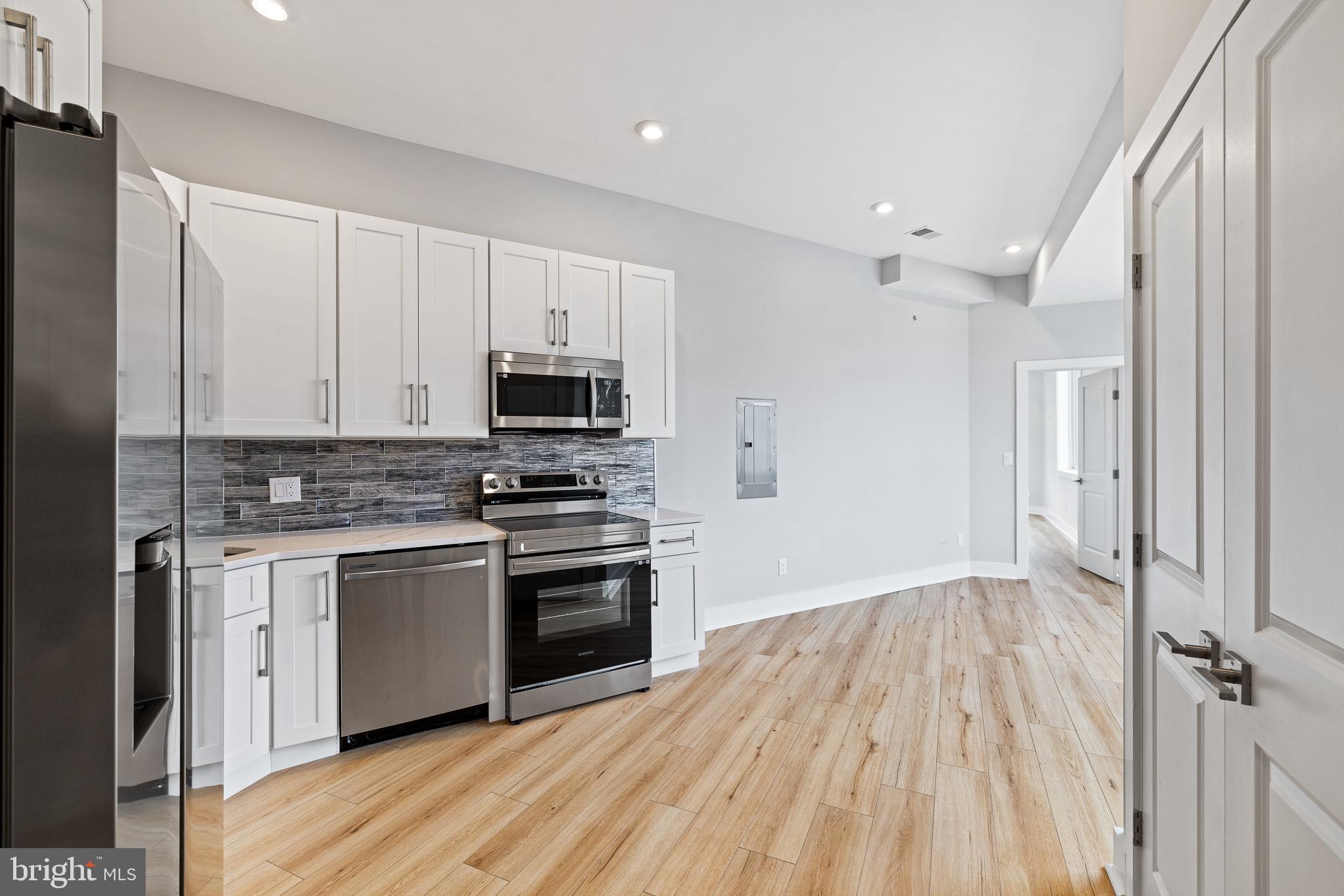 SOUTH KENSINGTON - Residential Lease