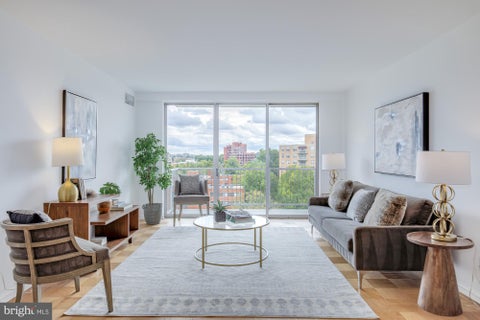 Photo of 4977 Battery Lane #1-1010, BETHESDA, MD 20814 (MLS # MDMC2258288)