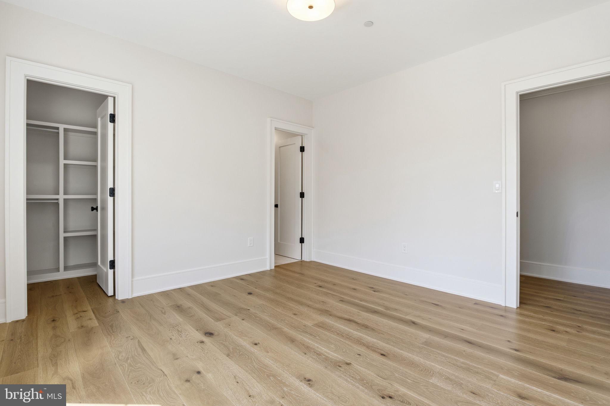 BURNING TREE VALLEY - Residential