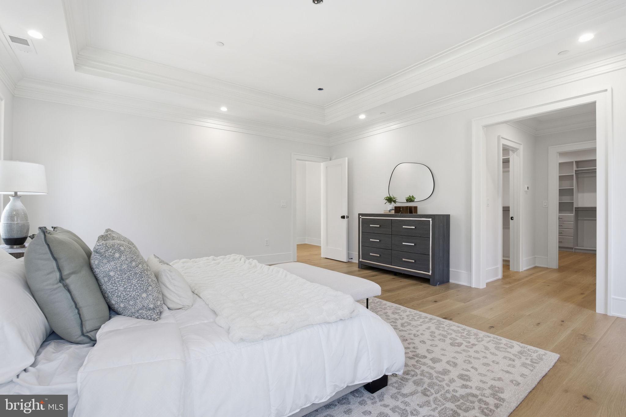 BURNING TREE VALLEY - Residential