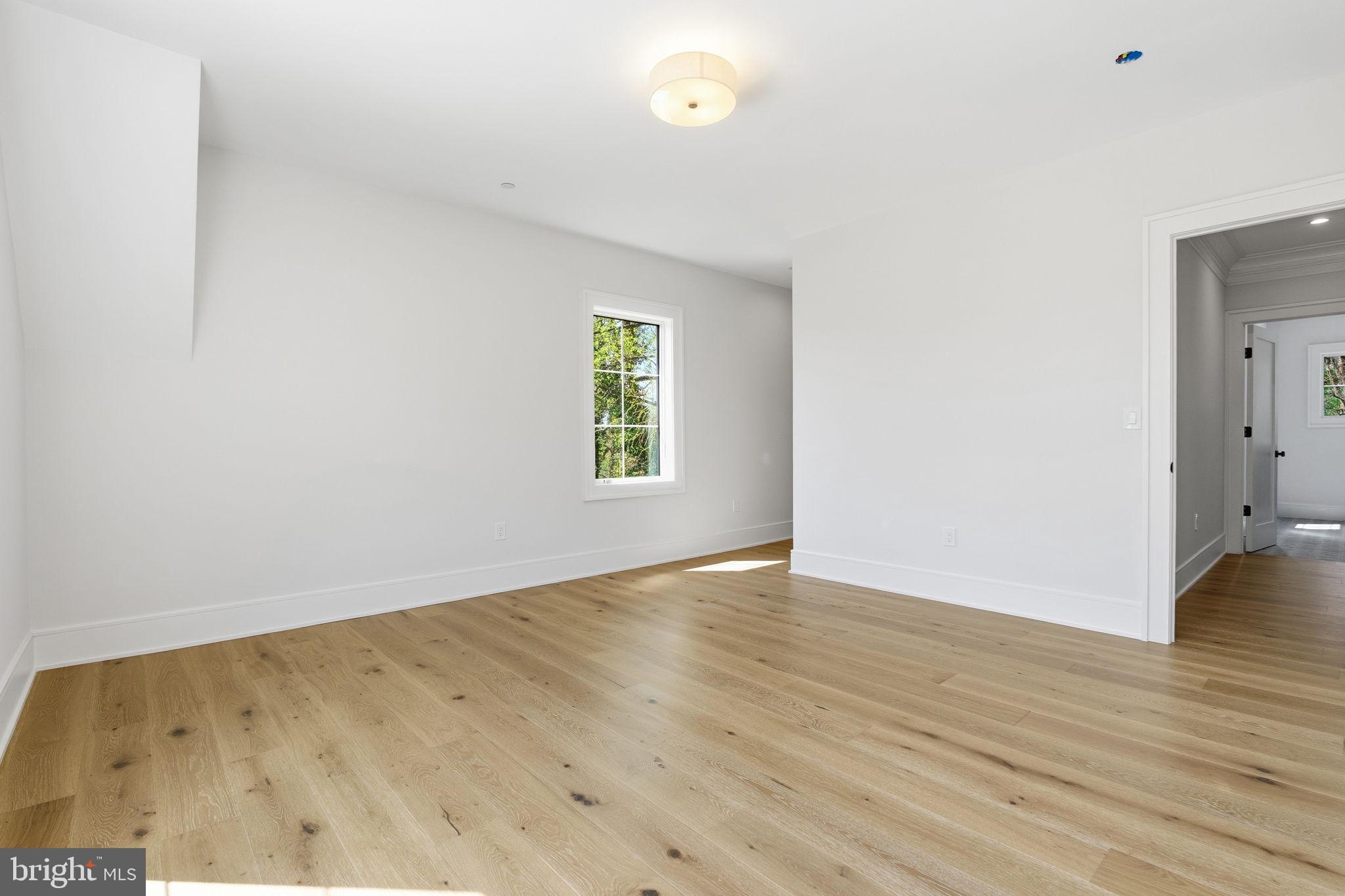 BURNING TREE VALLEY - Residential