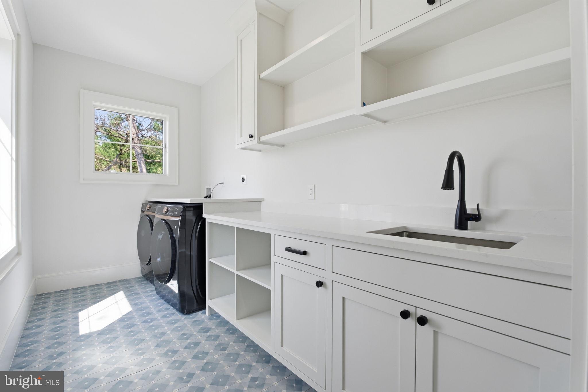 BURNING TREE VALLEY - Residential