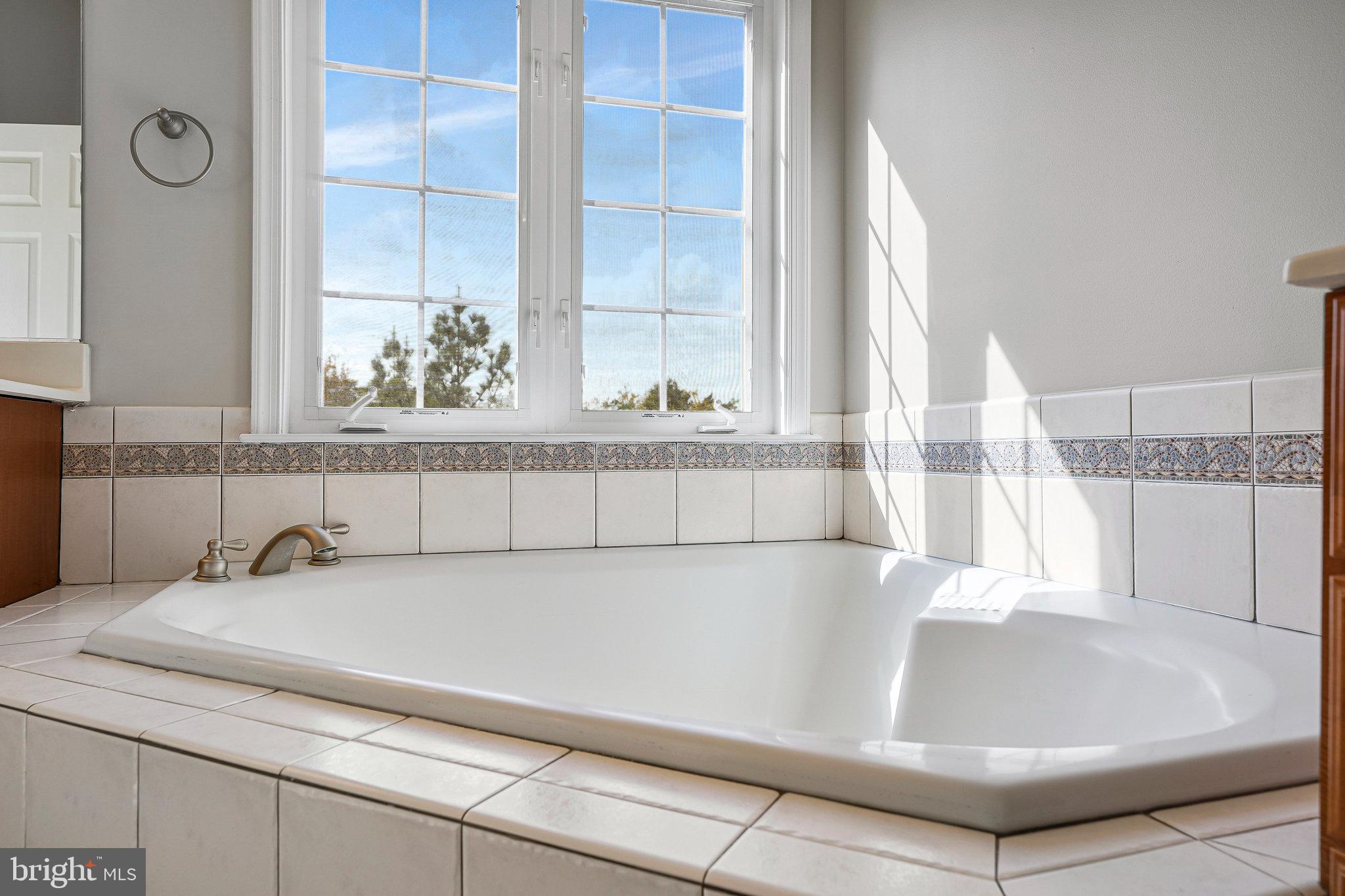 PARKSIDE VILLAGE - Residential Lease