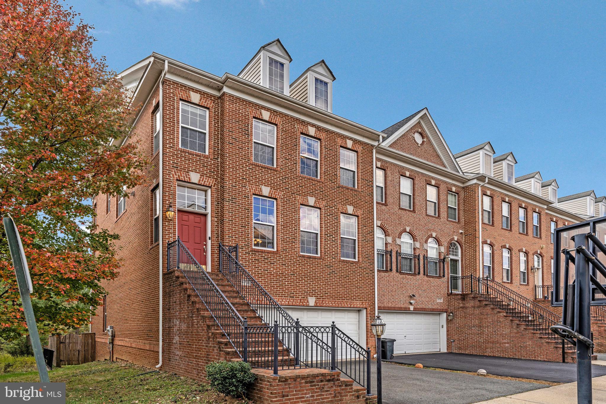 PARKSIDE VILLAGE - Residential Lease