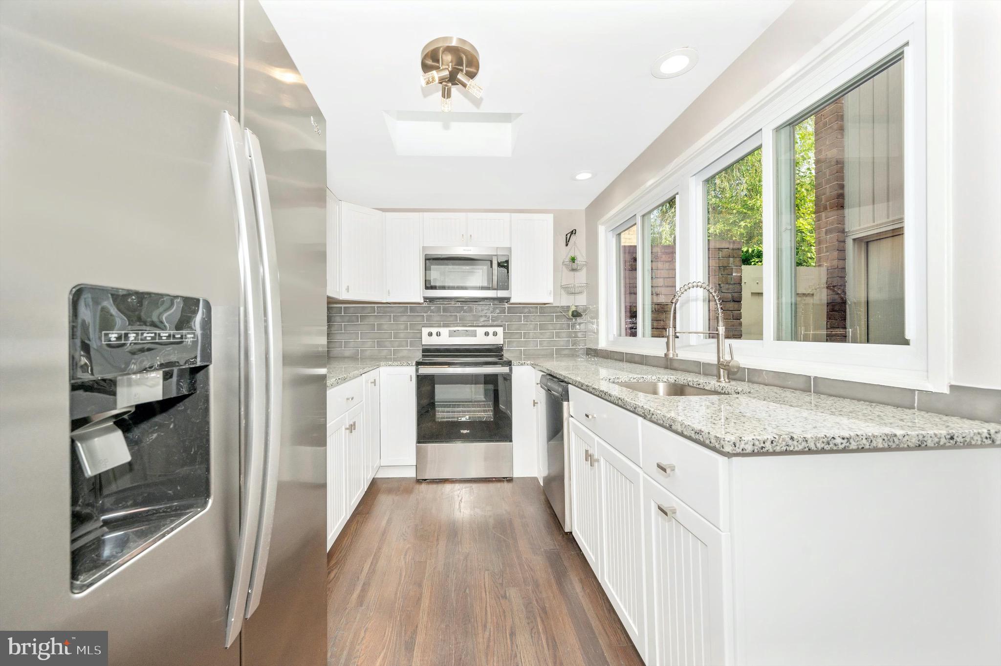 MONTGOMERY VILLAGE - Residential