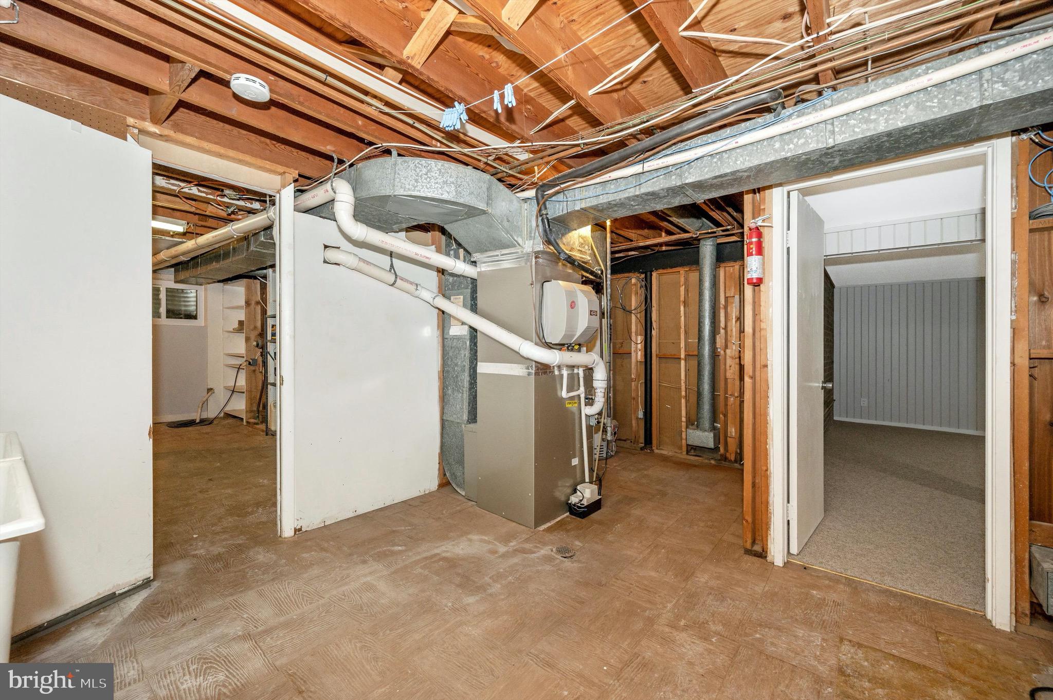 MONTGOMERY VILLAGE - Residential