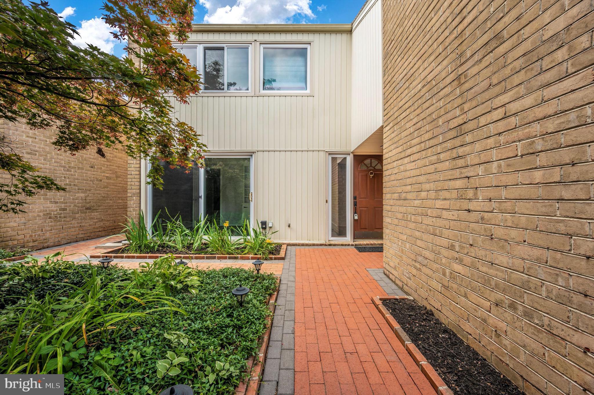 MONTGOMERY VILLAGE - Residential