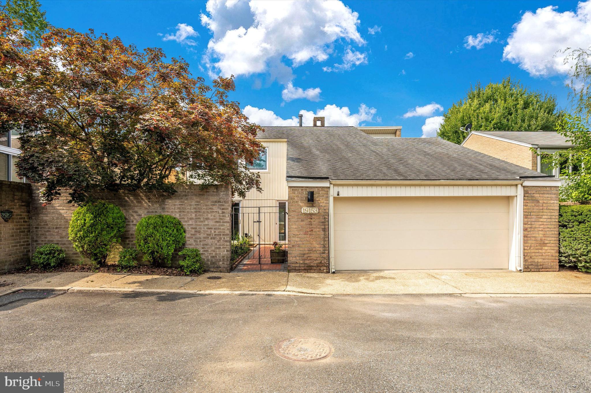 MONTGOMERY VILLAGE - Residential