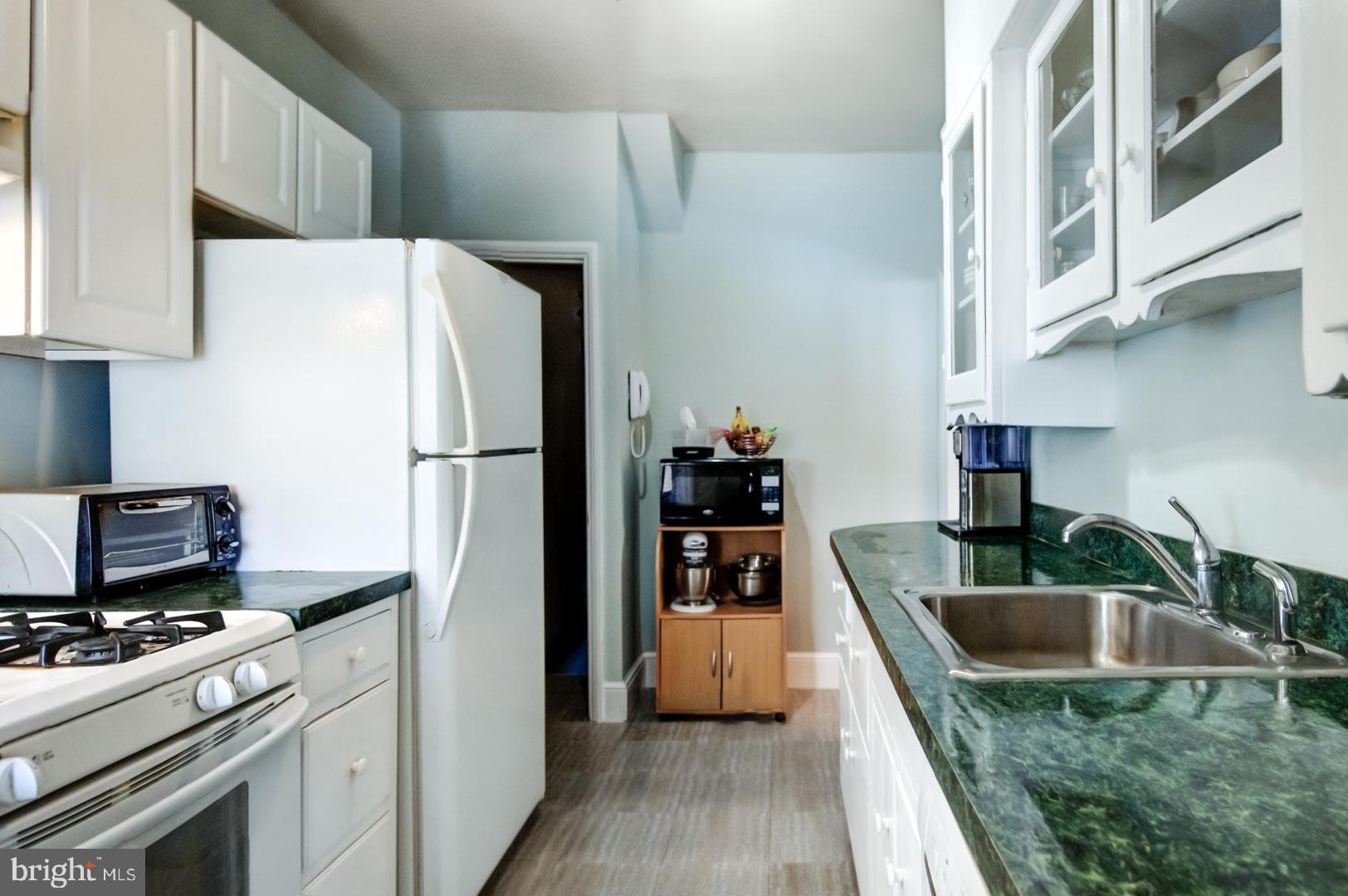 LLANERCH - Residential