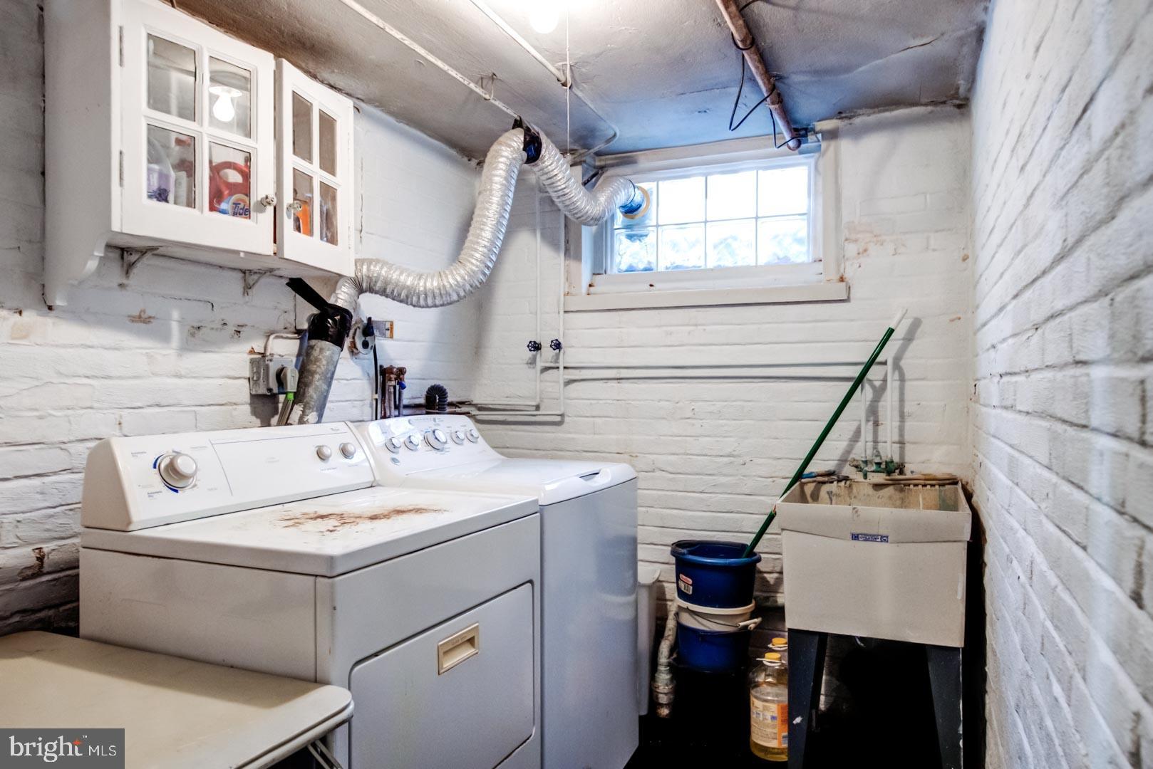 LLANERCH - Residential