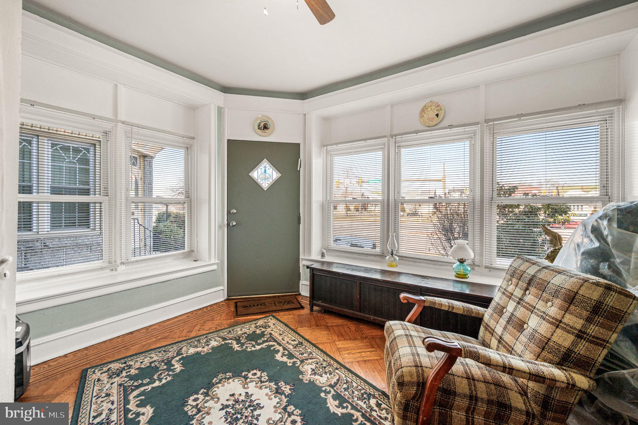 MAYFAIR - Residential