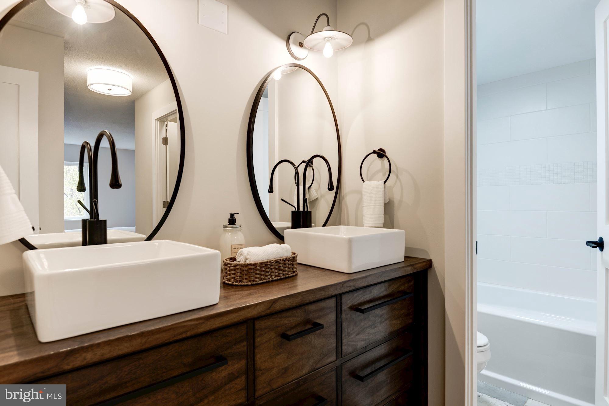 ROTONDA - Residential