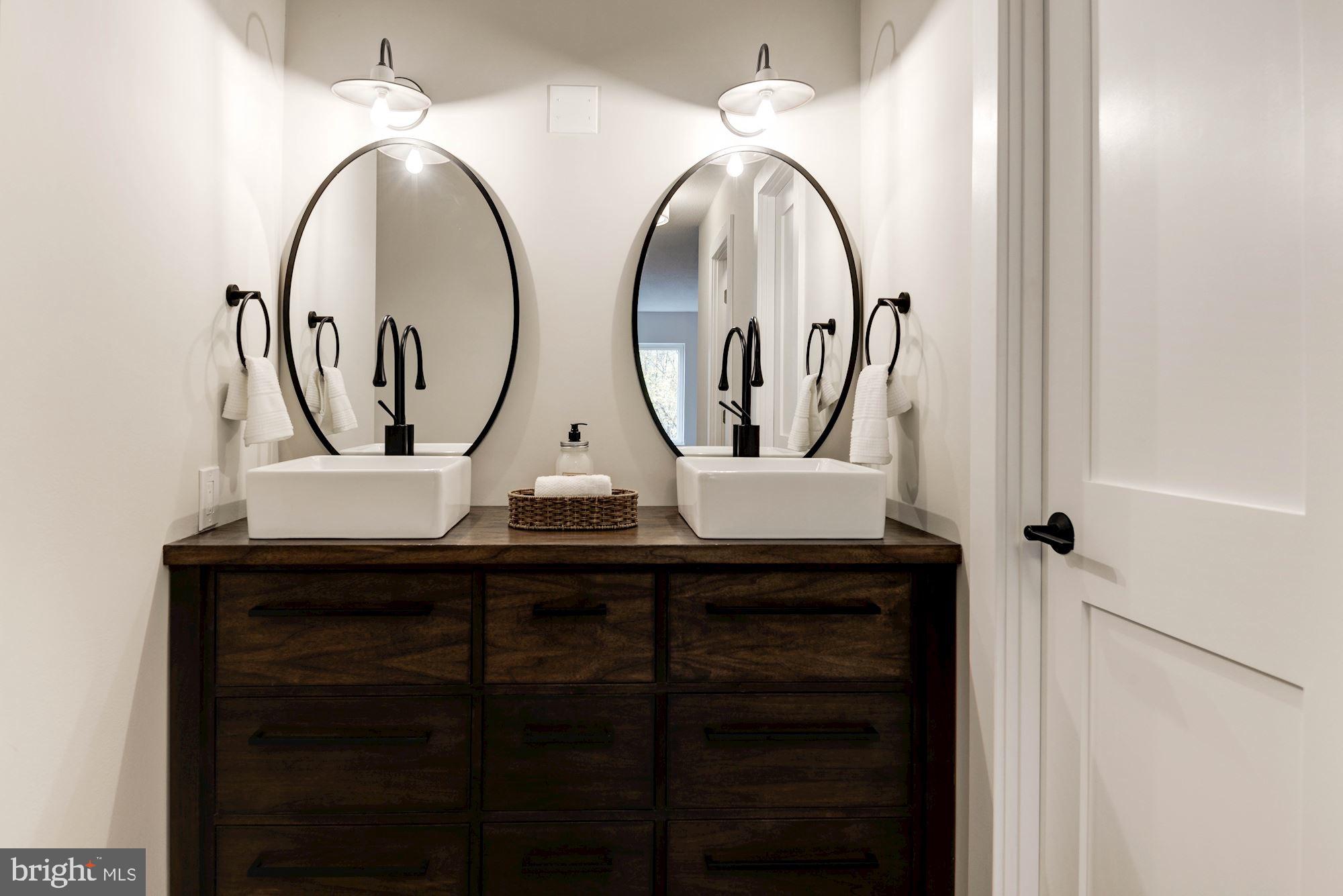 ROTONDA - Residential