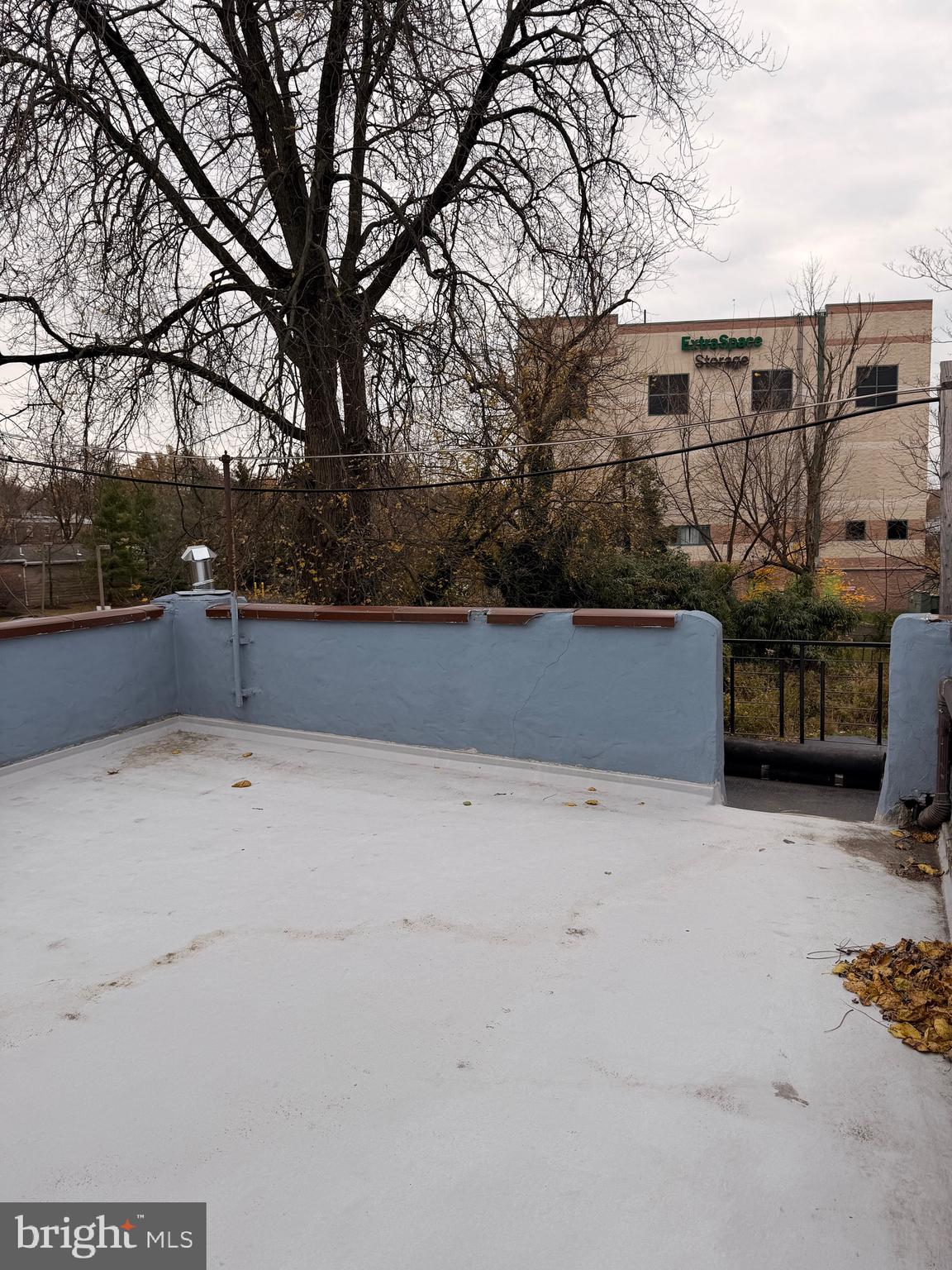 WILLOW GROVE - Commercial Sale