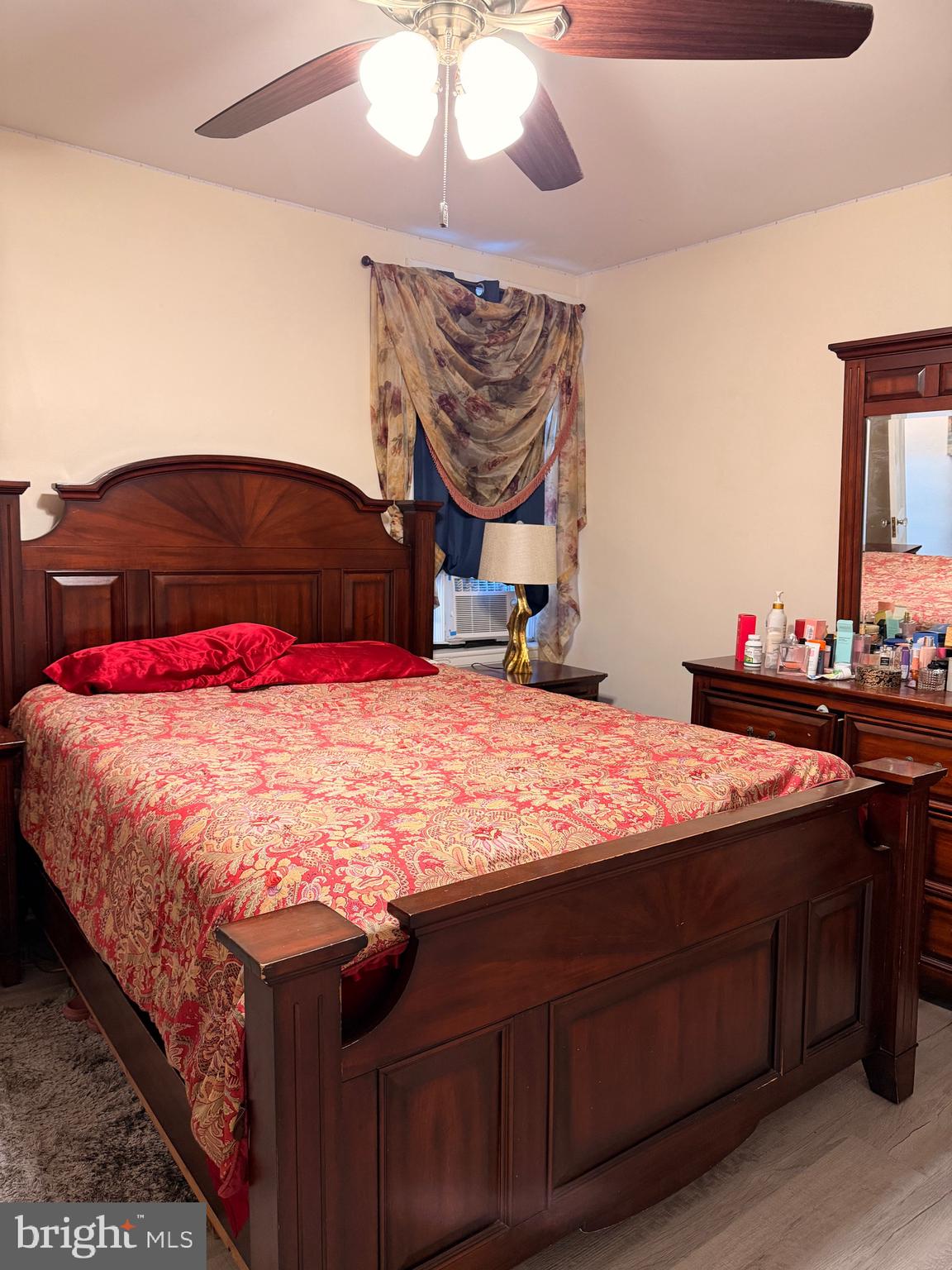 WILLOW GROVE - Commercial Sale