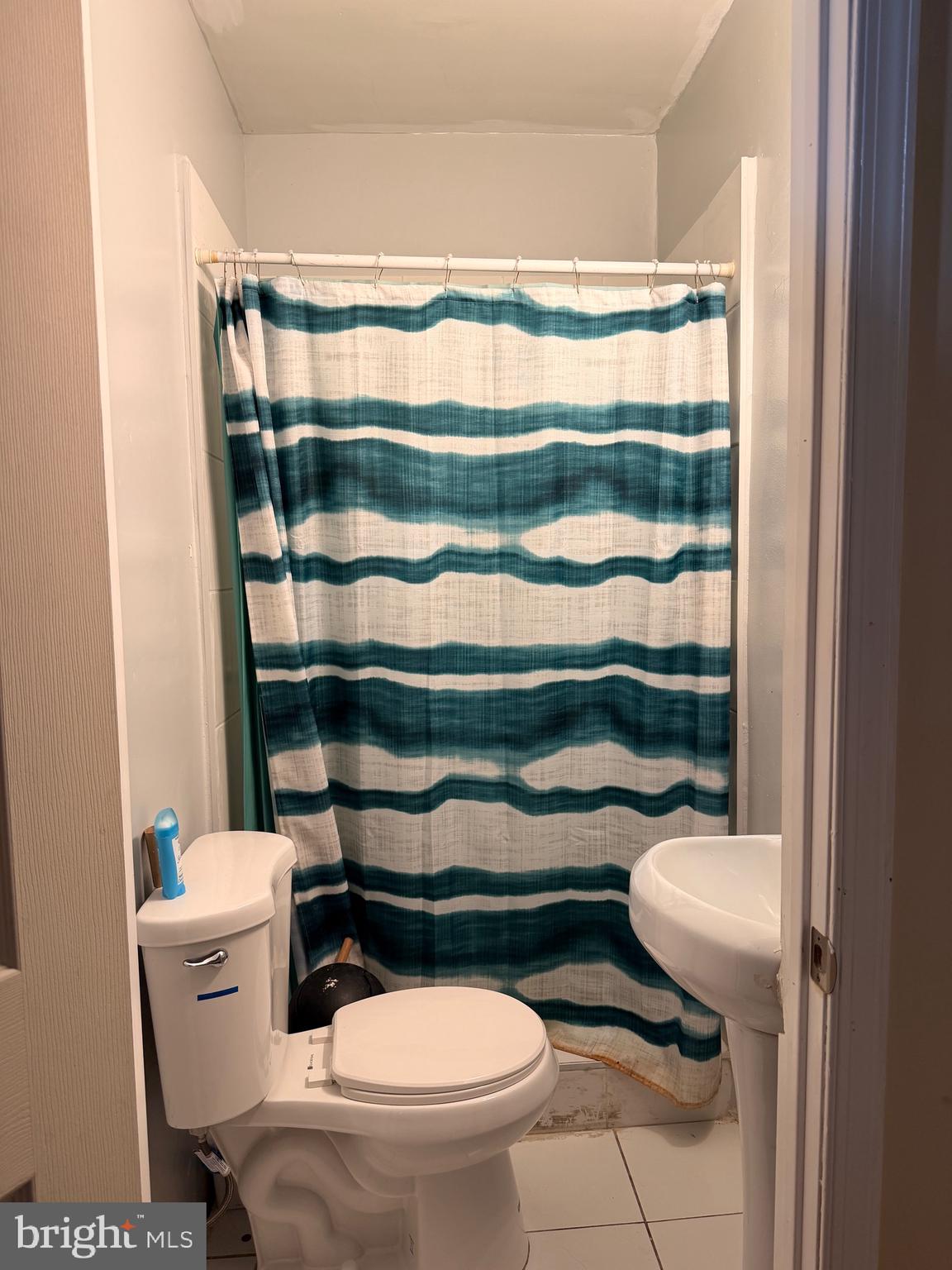 WILLOW GROVE - Commercial Sale