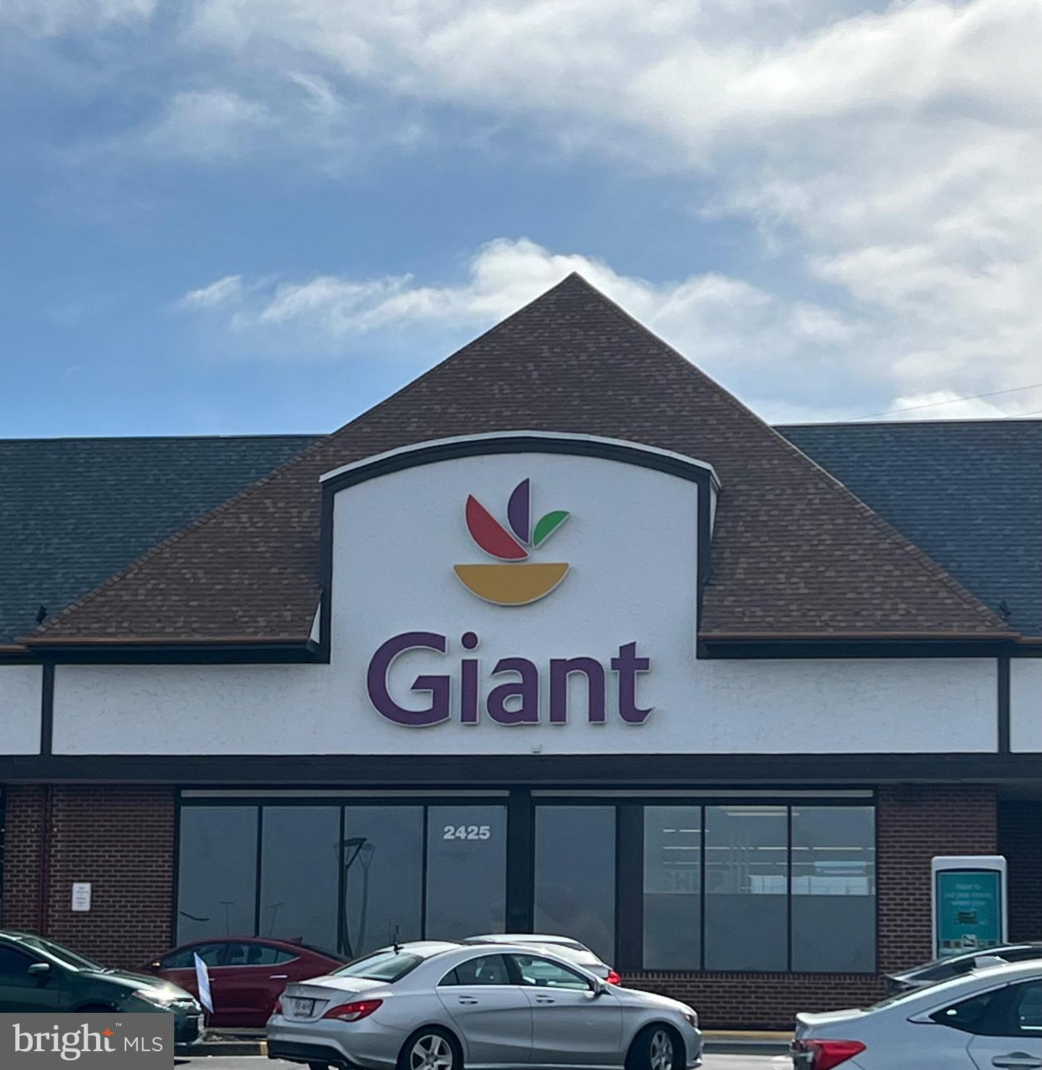 SYCAMORE LAKES - Residential