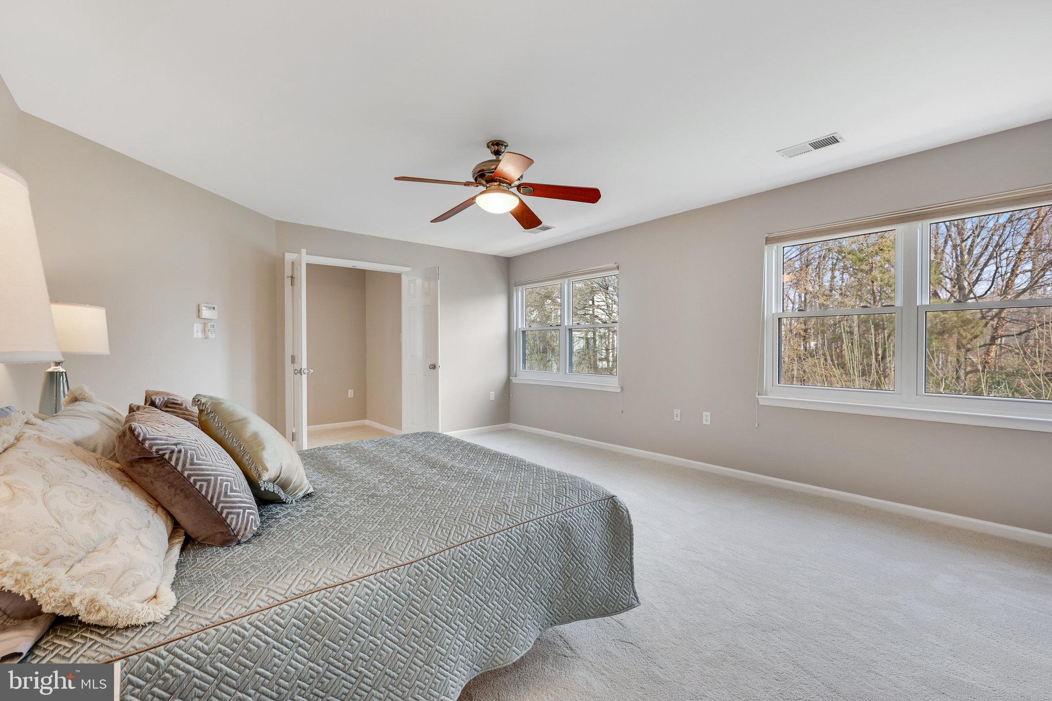 SYCAMORE LAKES - Residential