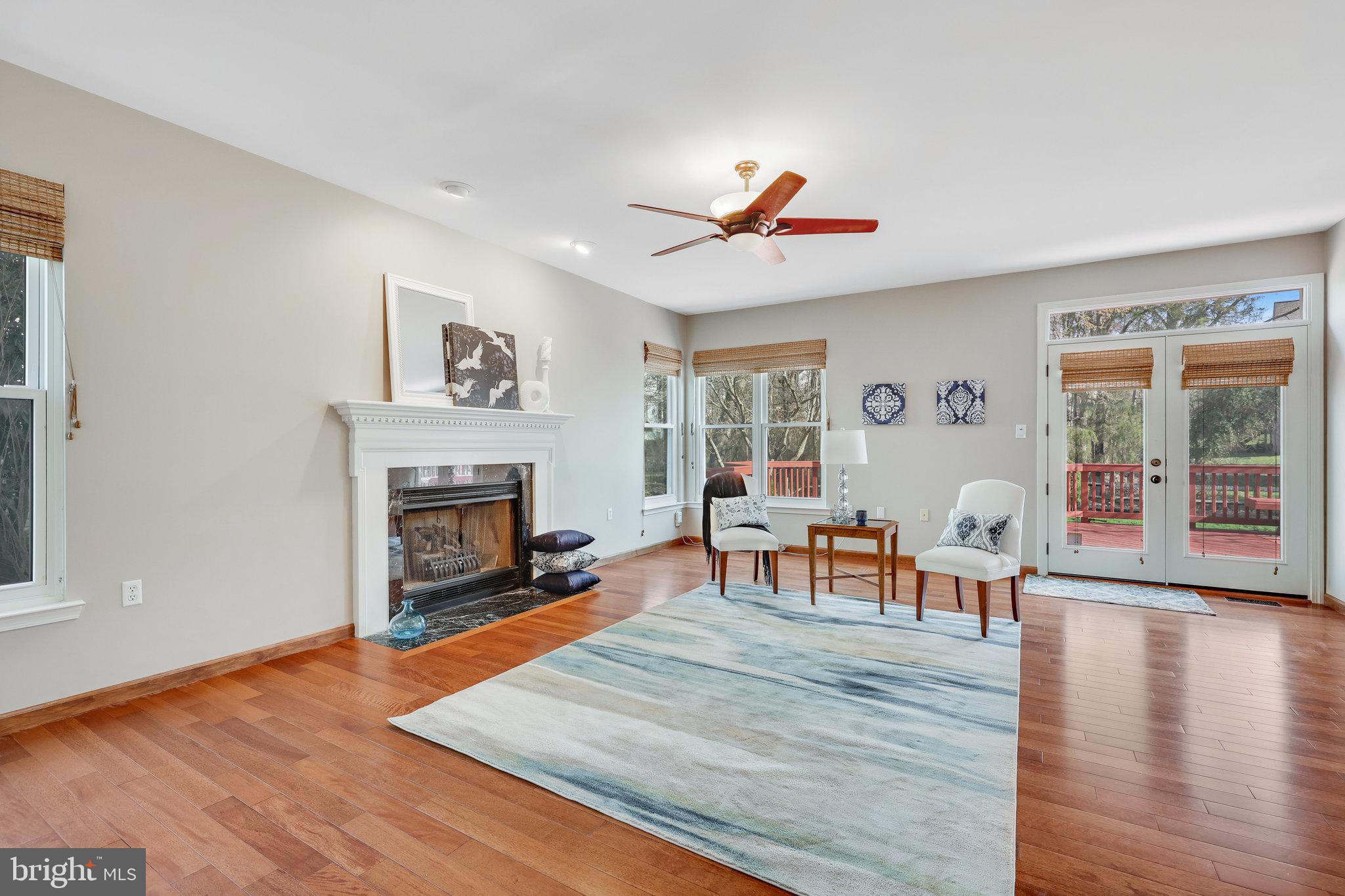 SYCAMORE LAKES - Residential