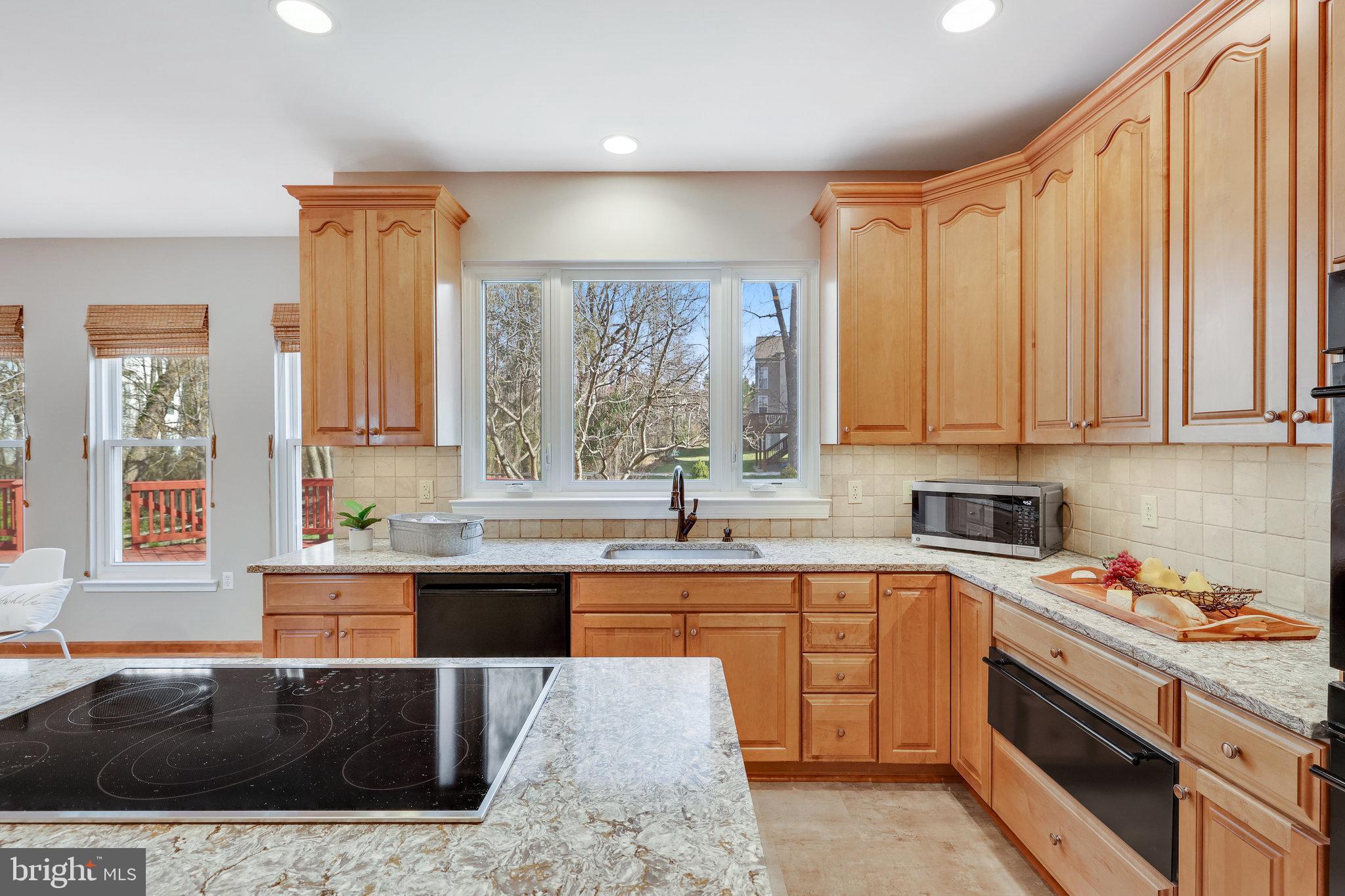 SYCAMORE LAKES - Residential