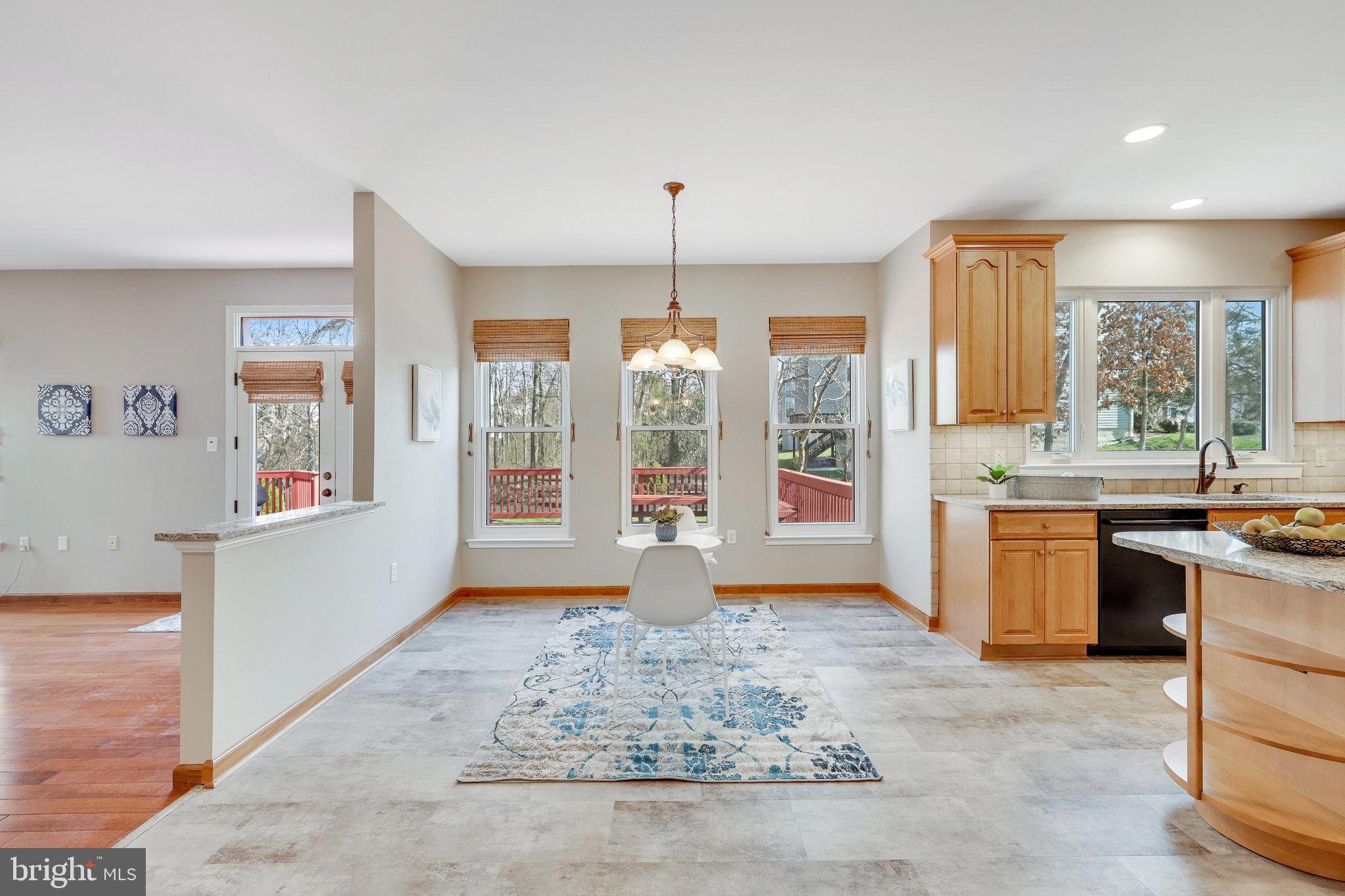 SYCAMORE LAKES - Residential