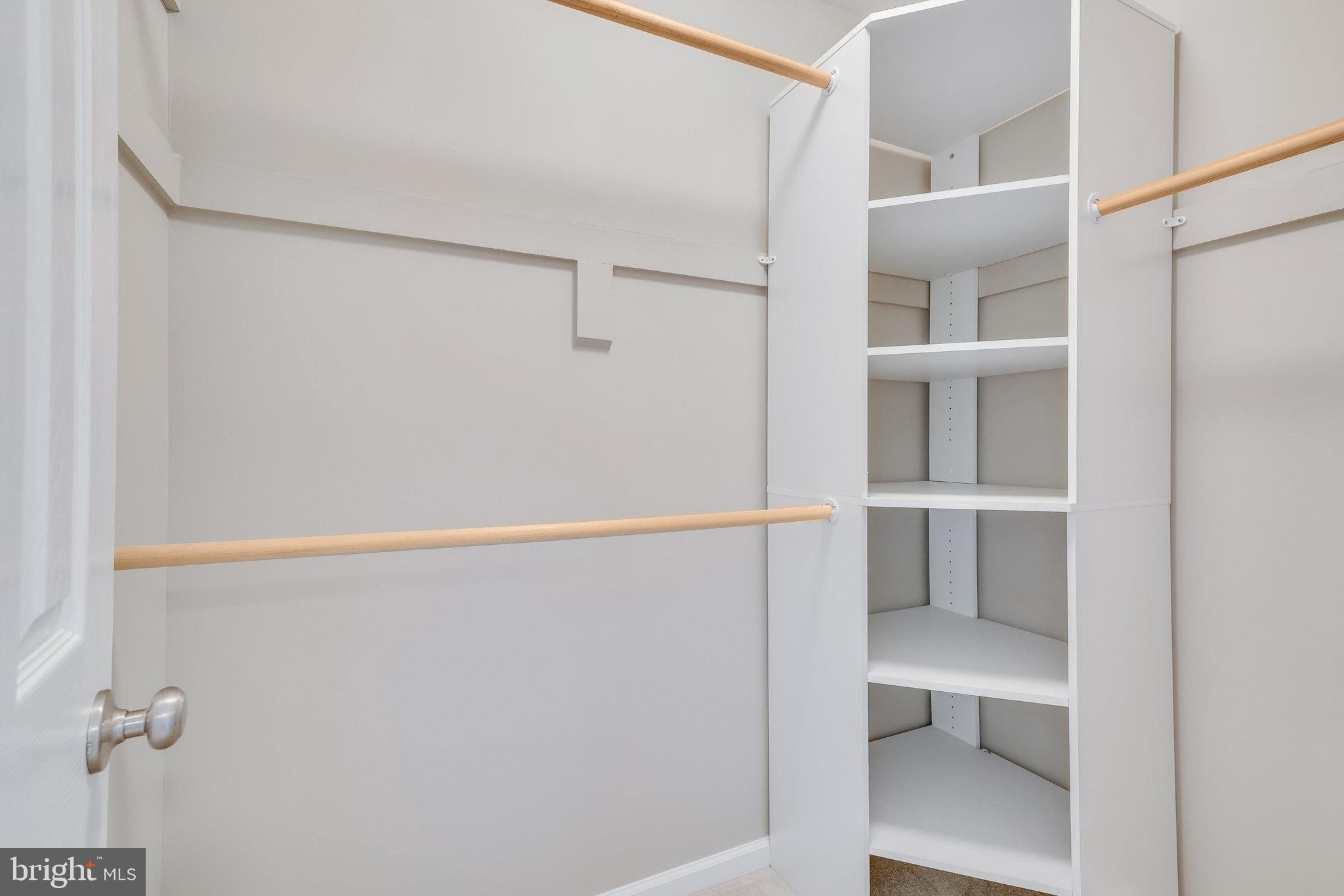 SYCAMORE LAKES - Residential