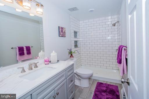 GINGERVILLE MANOR ESTATES - Residential