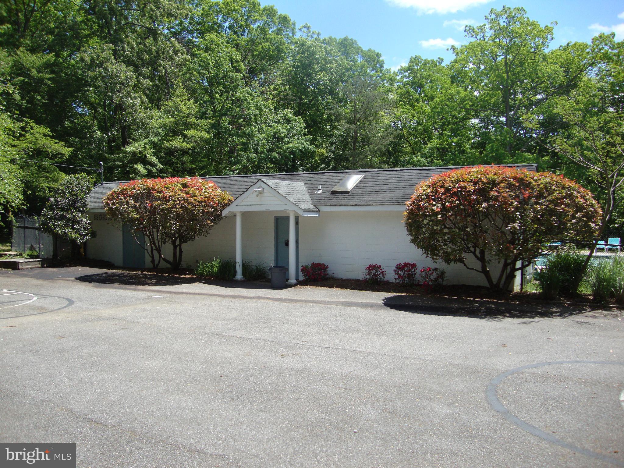 GINGERVILLE MANOR ESTATES - Residential