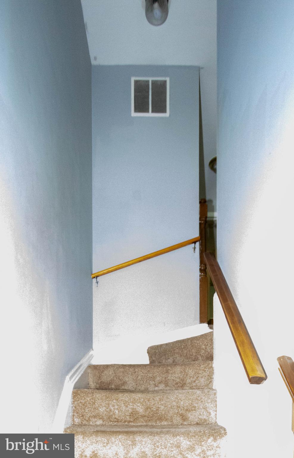 WAKEFIELD SQUARE - Residential