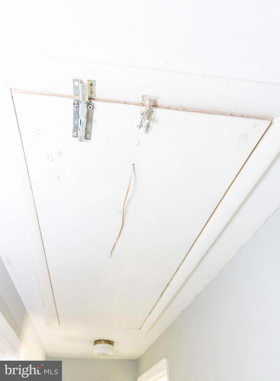 WAKEFIELD SQUARE - Residential