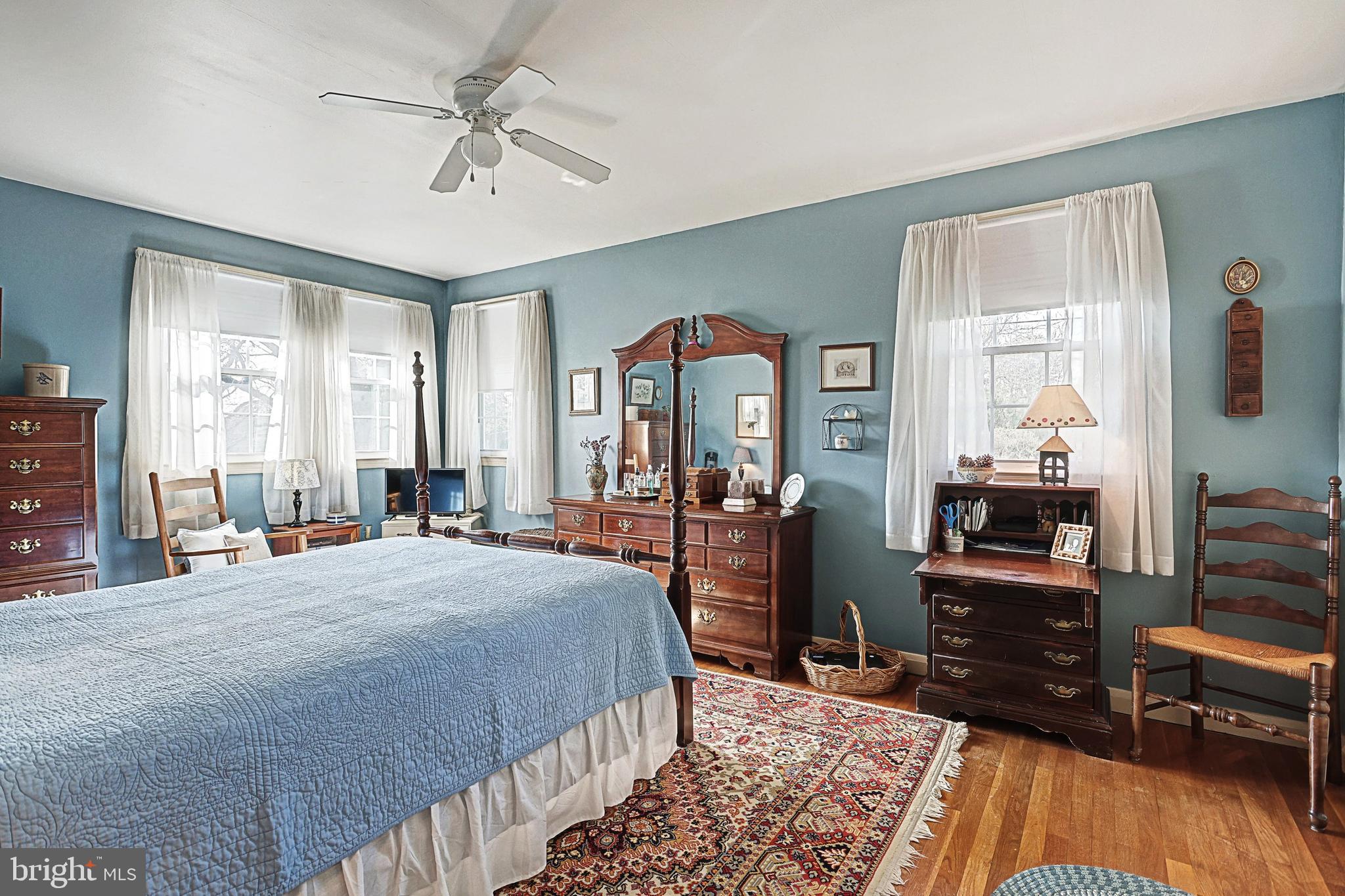 DULANEY VILLAGE - Residential