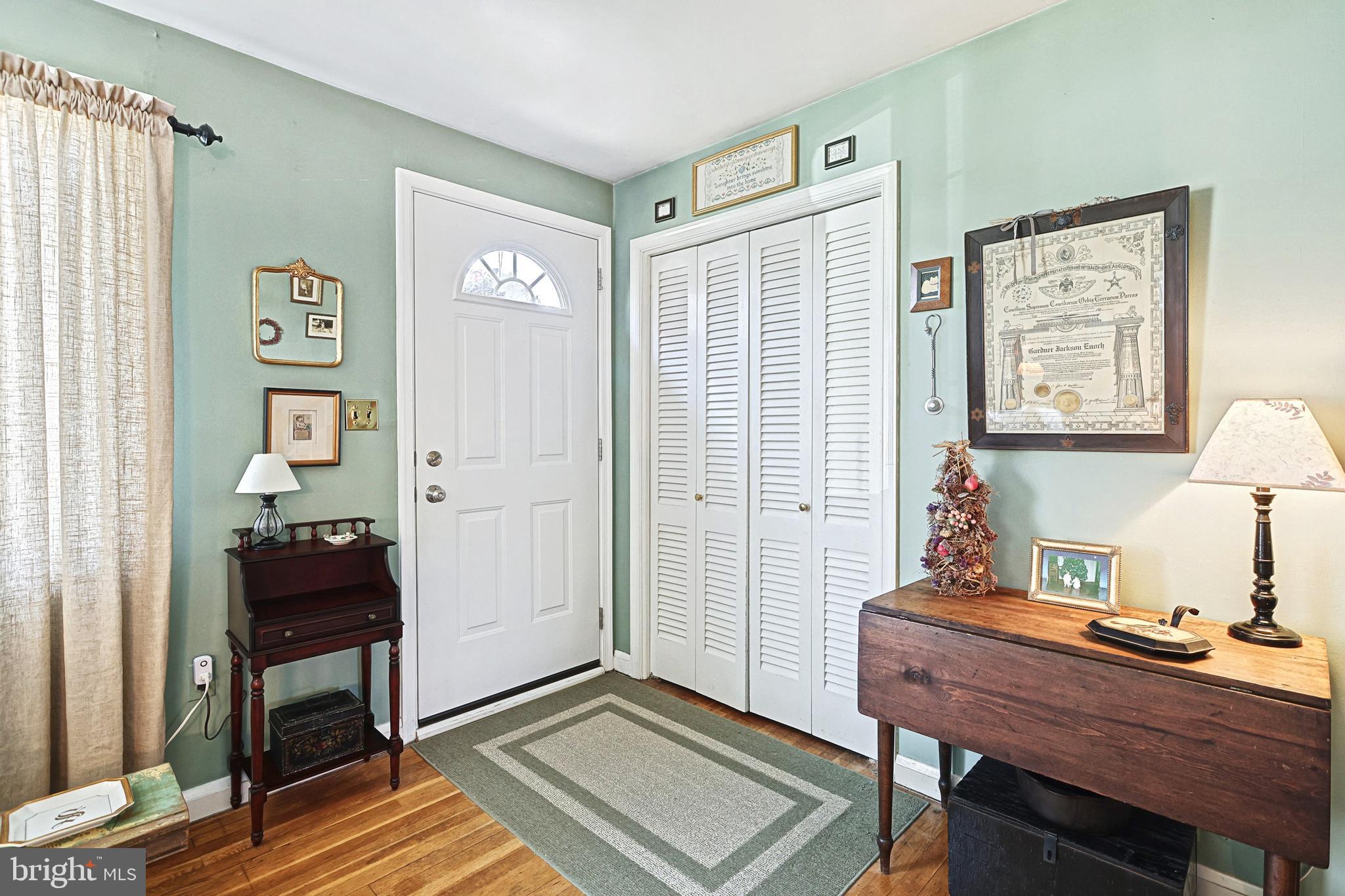 DULANEY VILLAGE - Residential