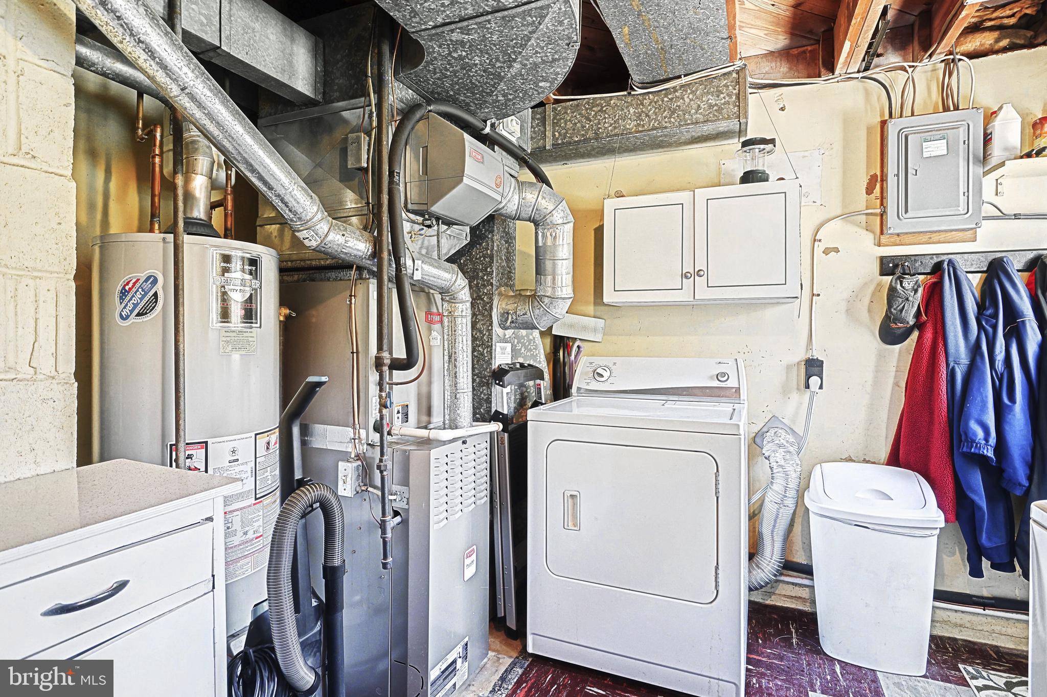 DULANEY VILLAGE - Residential