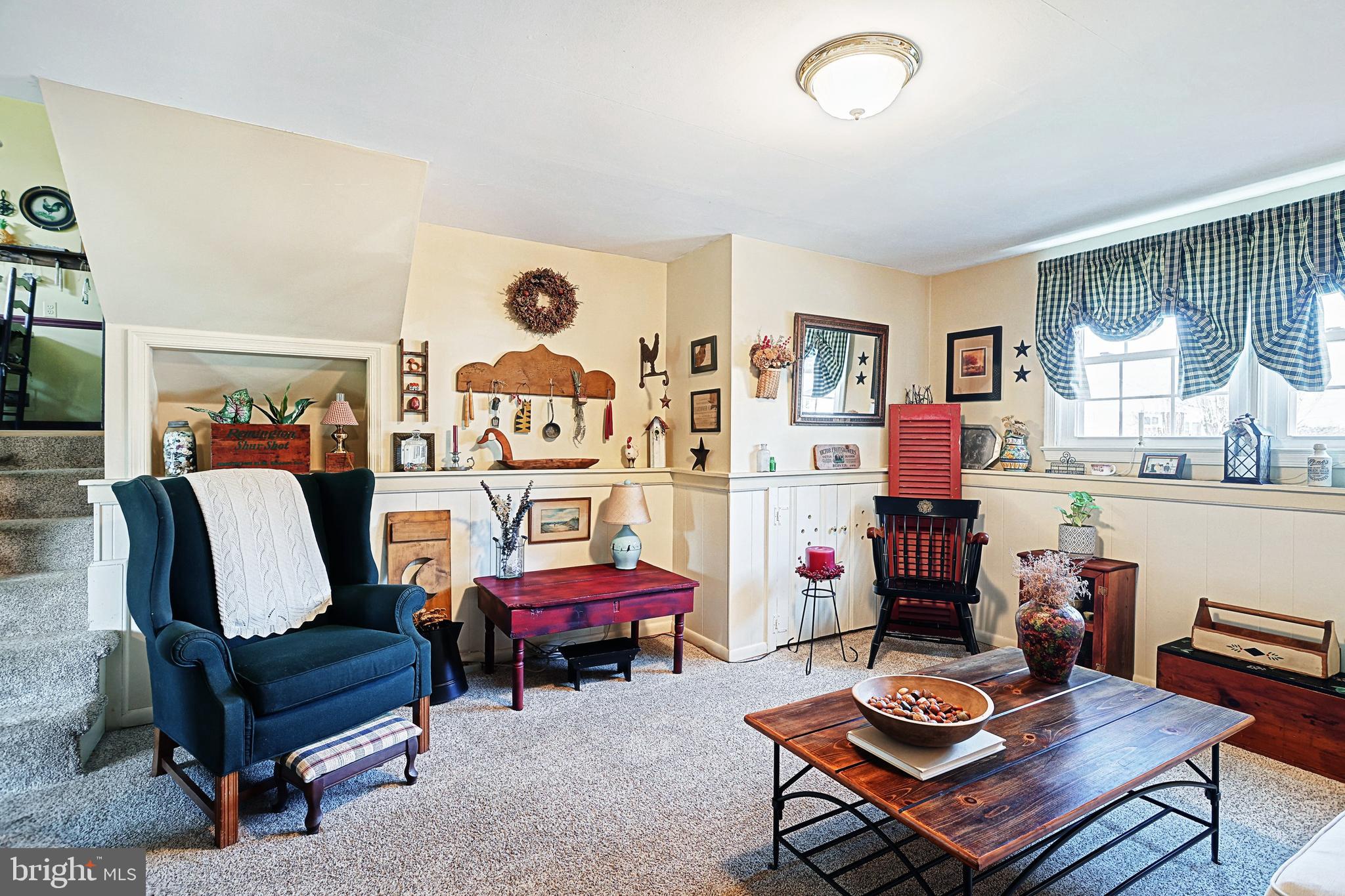 DULANEY VILLAGE - Residential