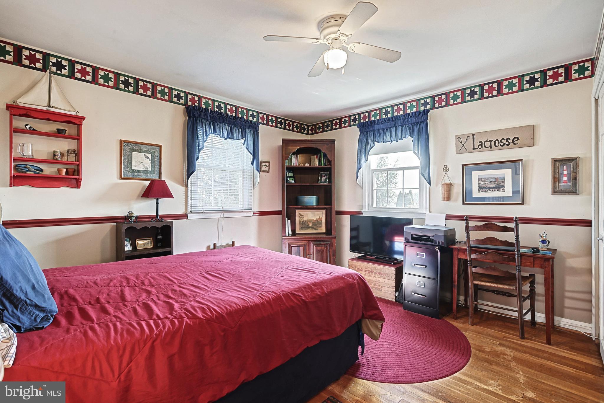 DULANEY VILLAGE - Residential