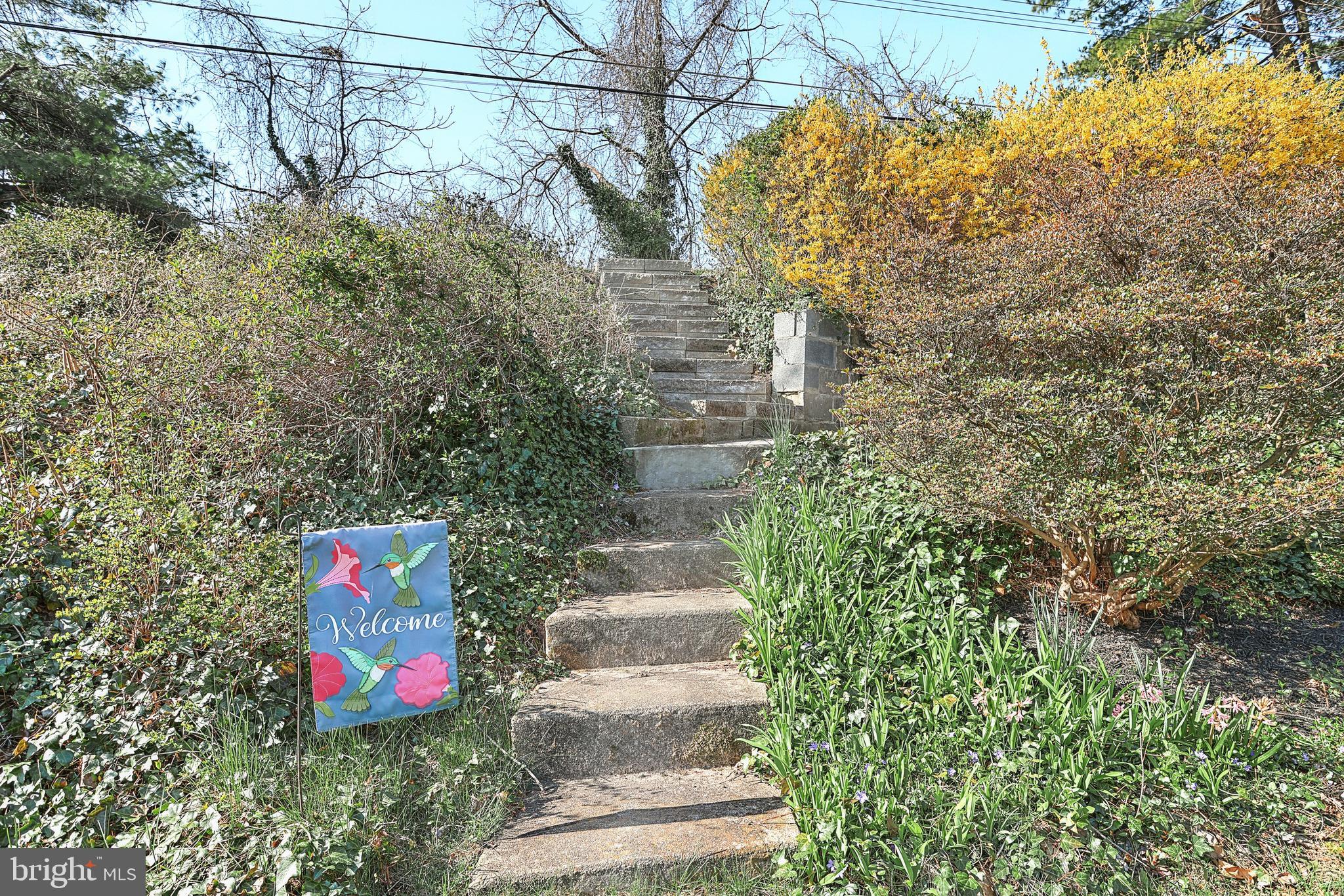 DULANEY VILLAGE - Residential